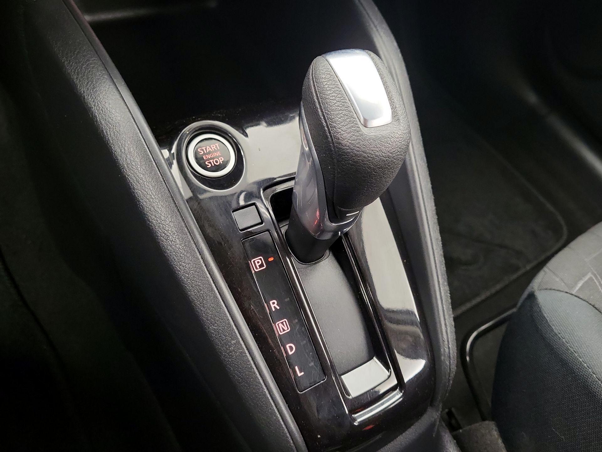 Thumbnail: 2022 Nissan Kicks - 17