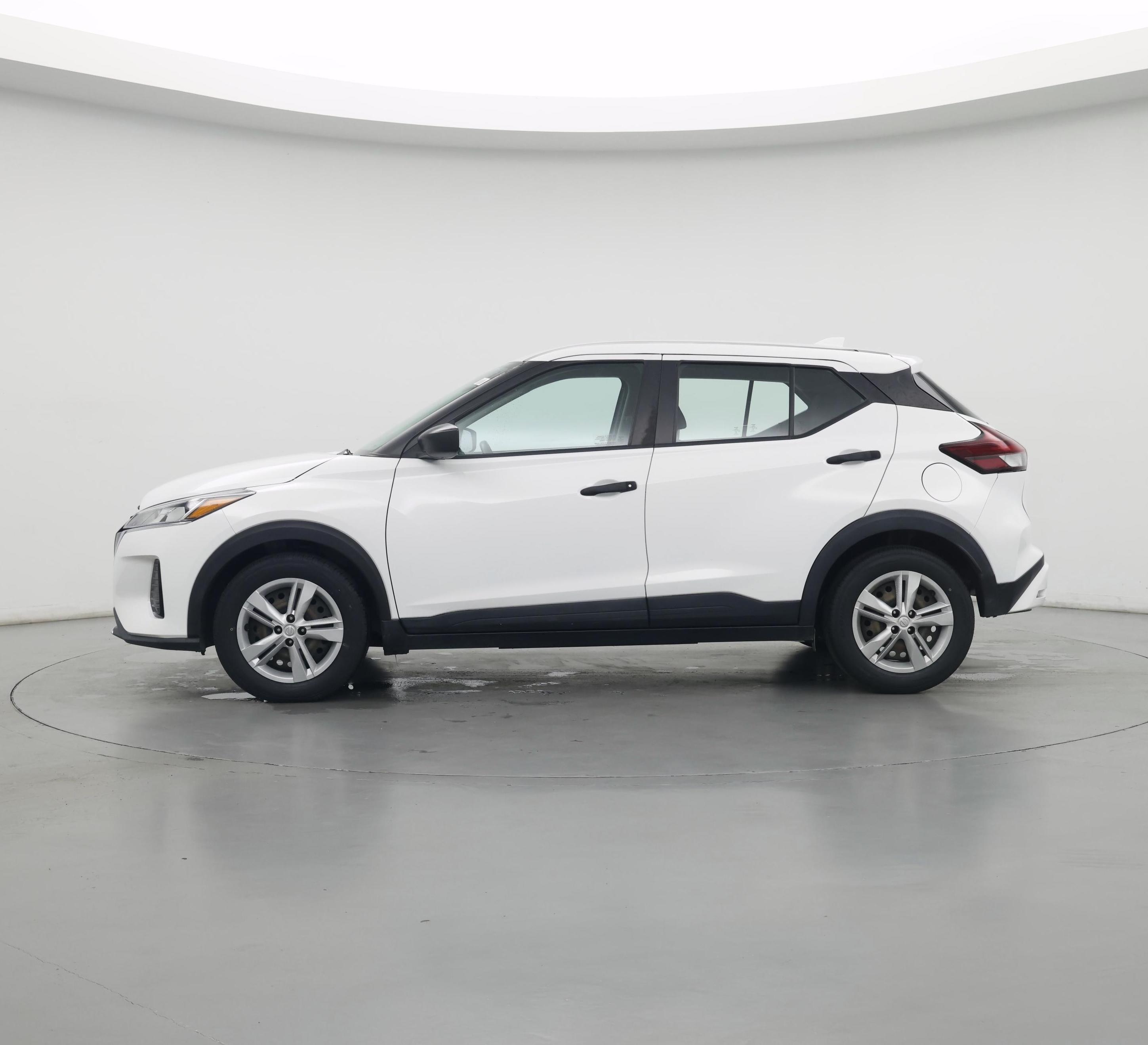 Thumbnail: 2022 Nissan Kicks - 3