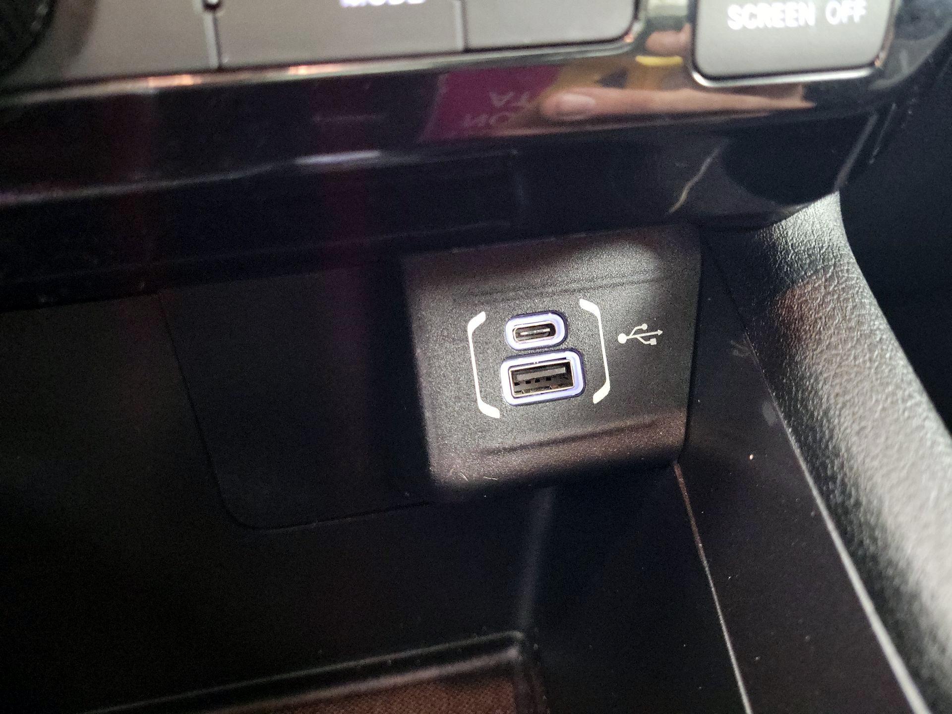 Thumbnail: 2023 Jeep Compass - 18