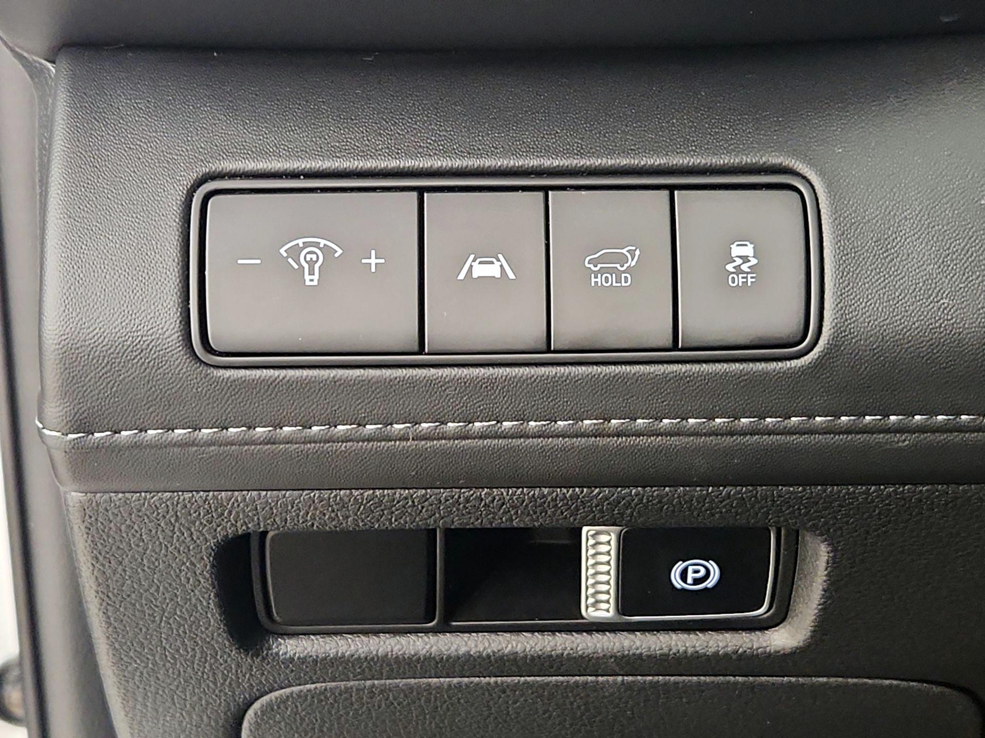 Thumbnail: 2023 Hyundai Santa Fe - 13