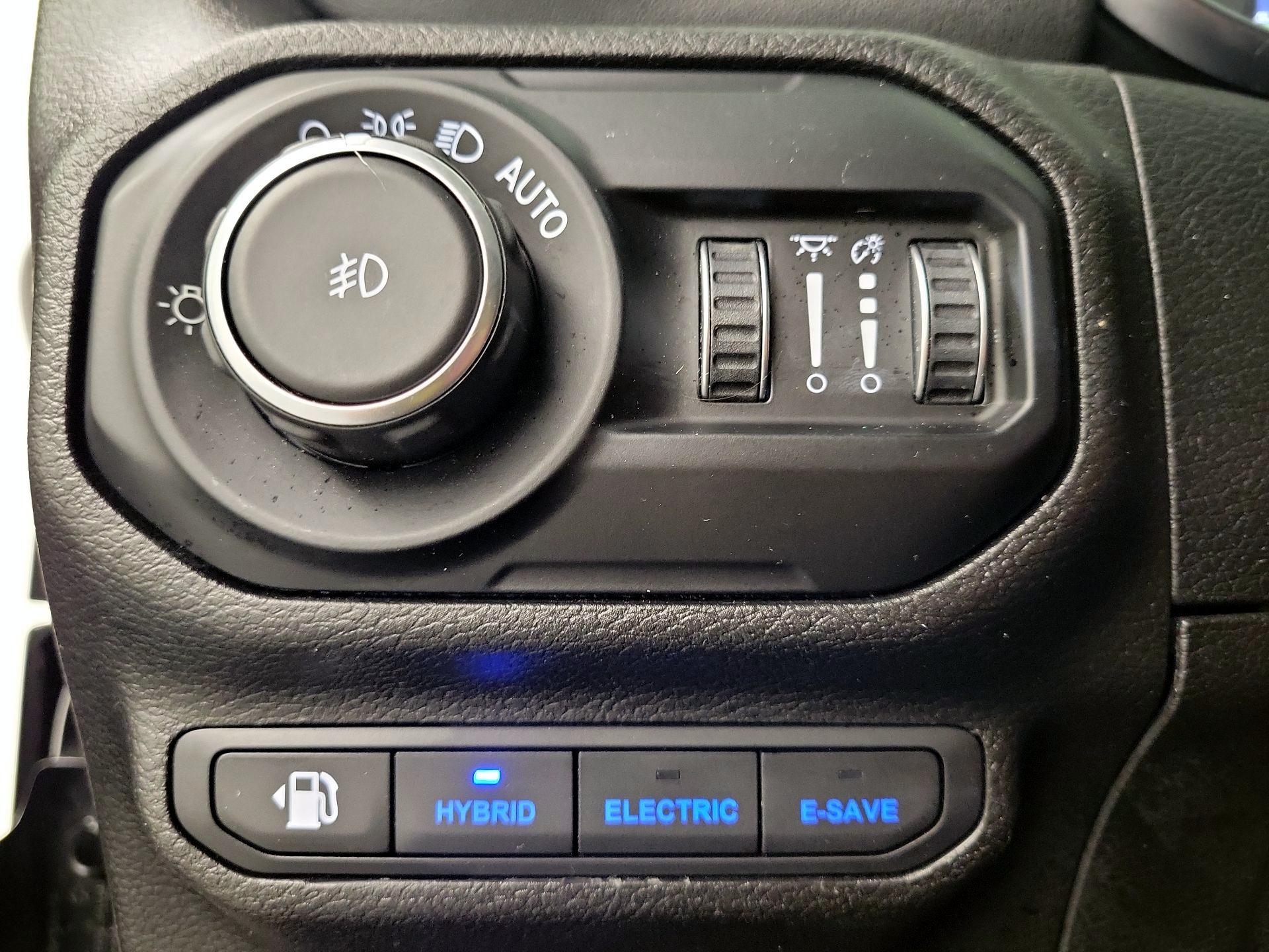 Thumbnail: 2021 Jeep Wrangler - 13