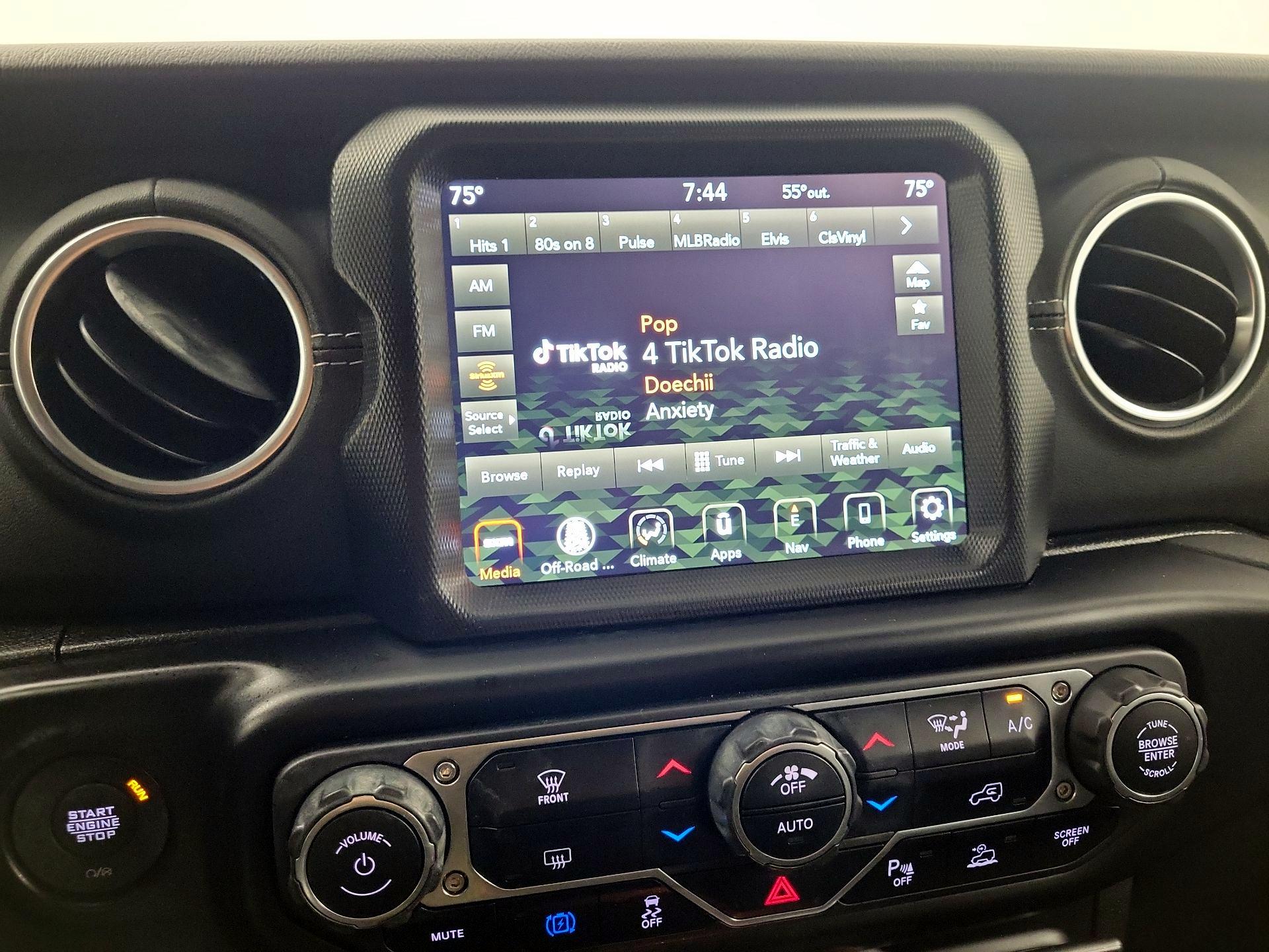 Thumbnail: 2021 Jeep Wrangler - 16