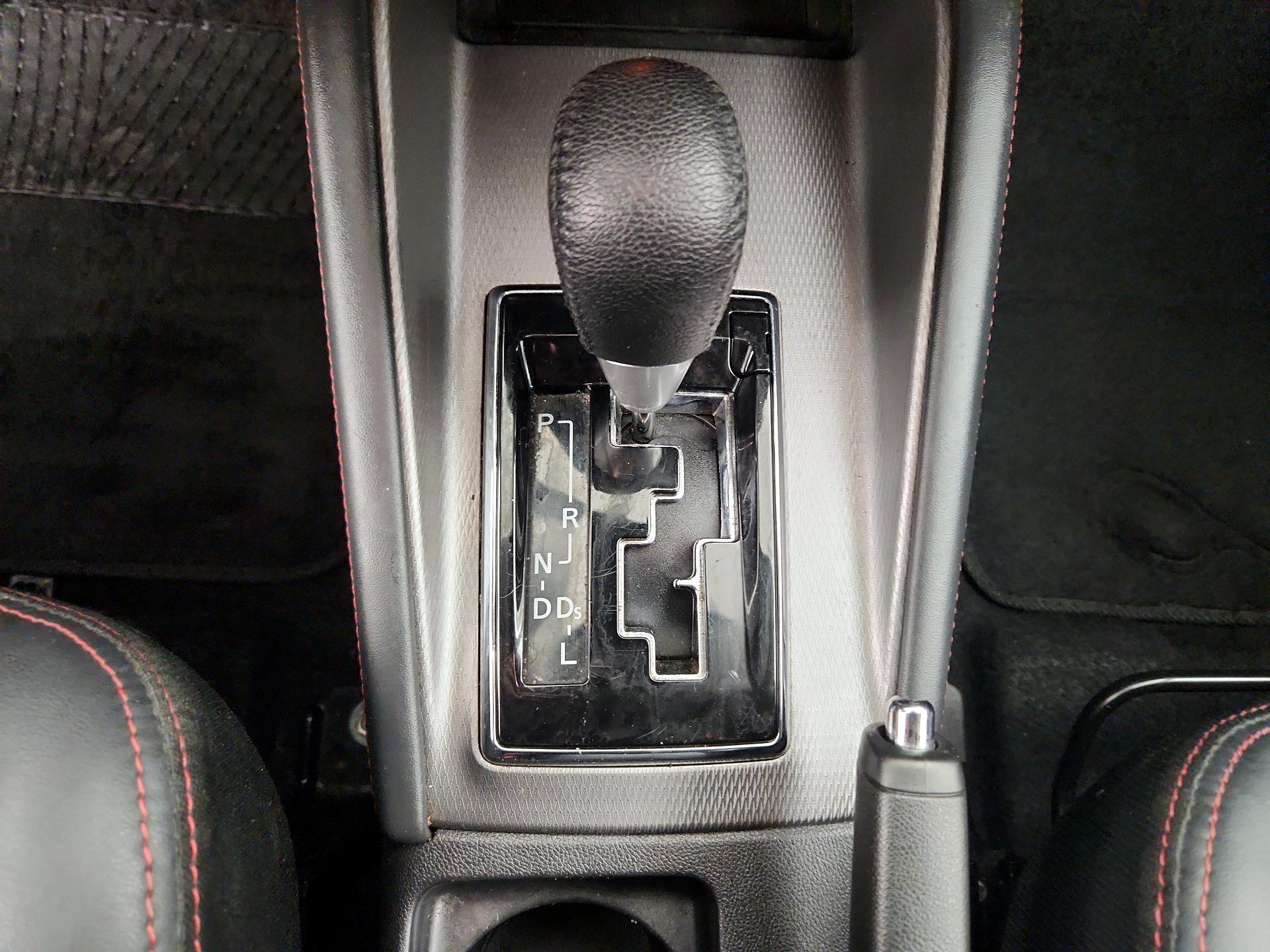 Thumbnail: 2023 Mitsubishi Outlander Sport - 17