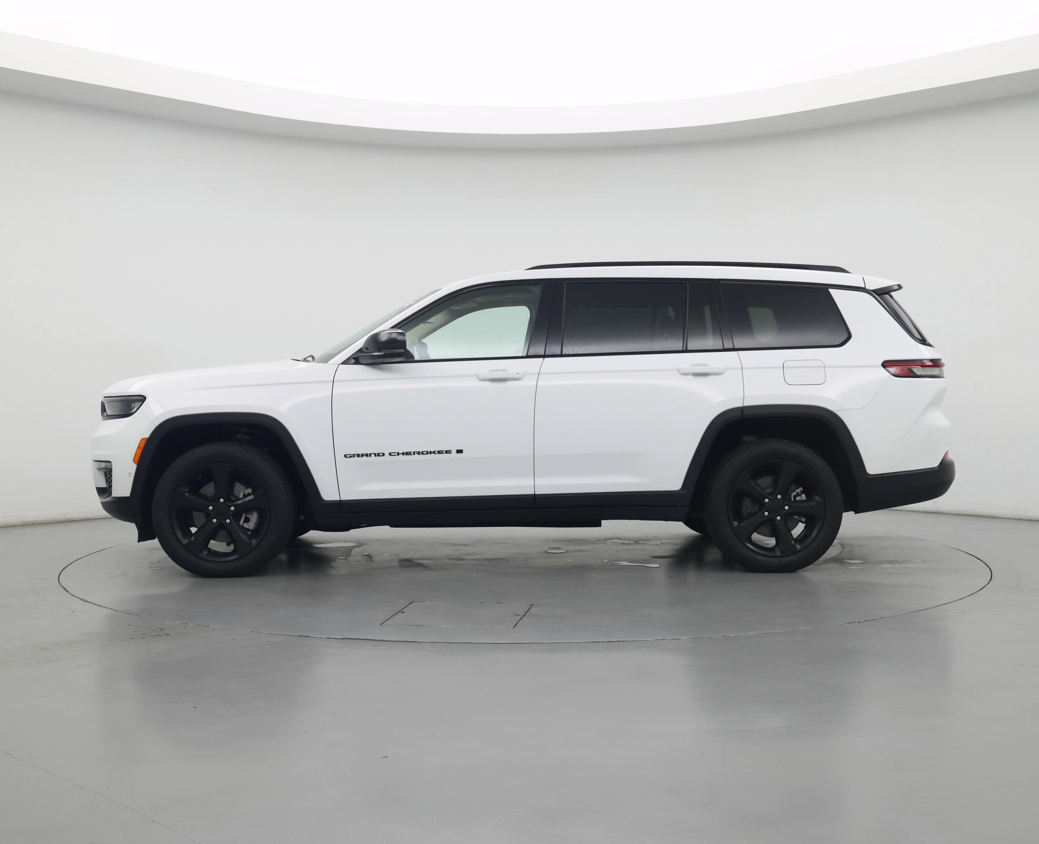 Thumbnail: 2022 Jeep Grand Cherokee L - 3
