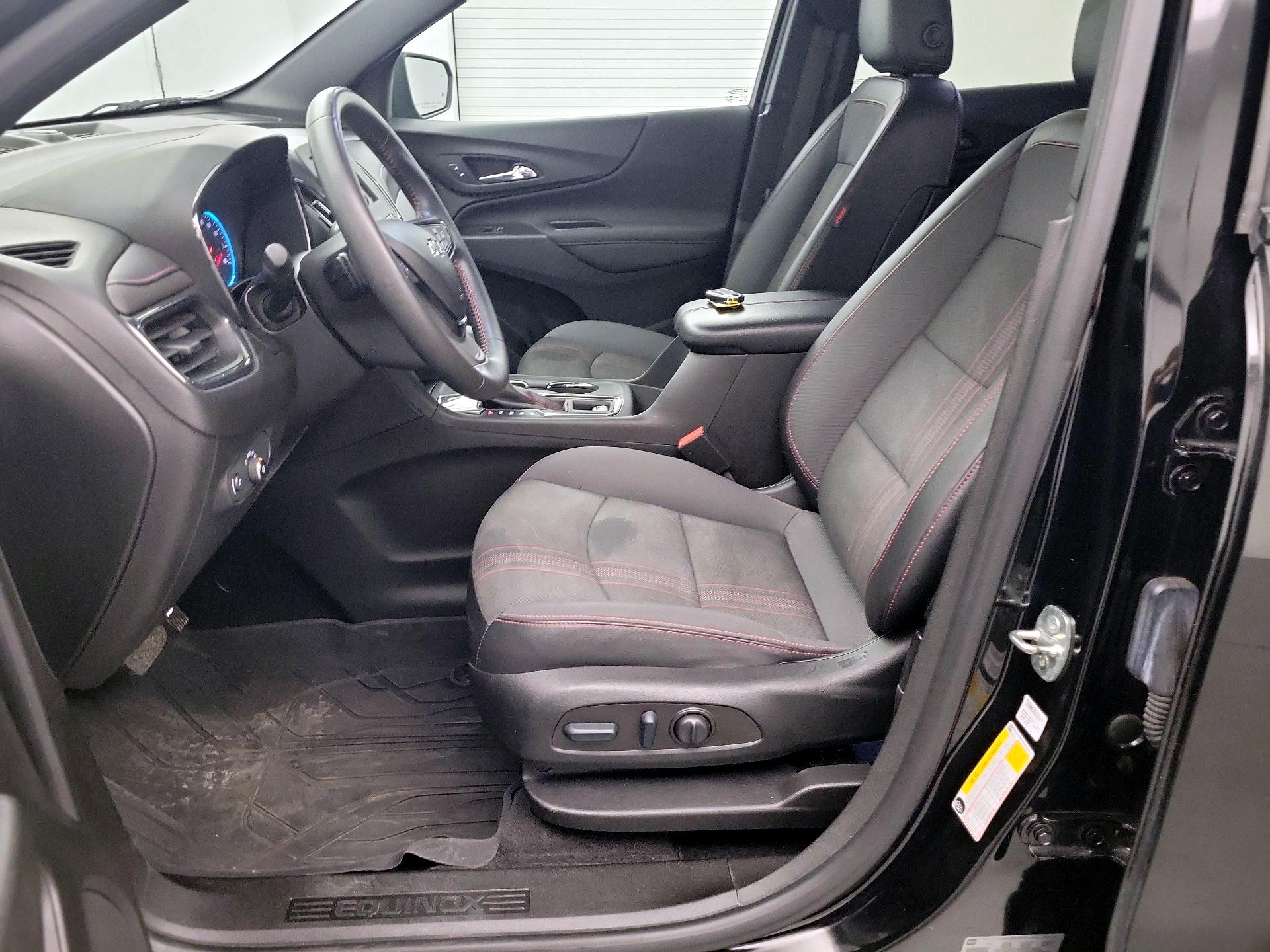 Thumbnail: 2022 Chevrolet Equinox - 11