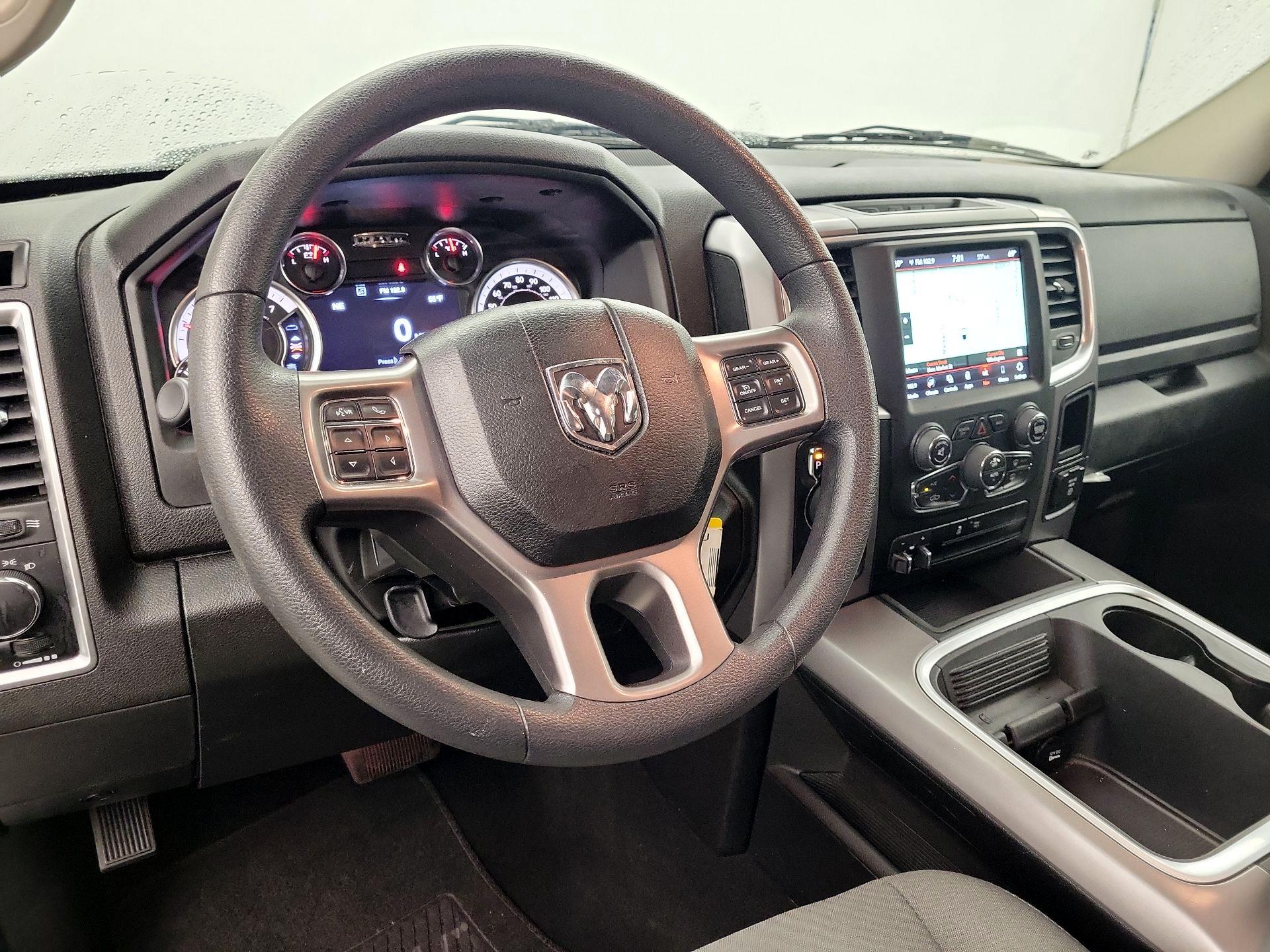 Thumbnail: 2023 RAM 1500 Classic - 9