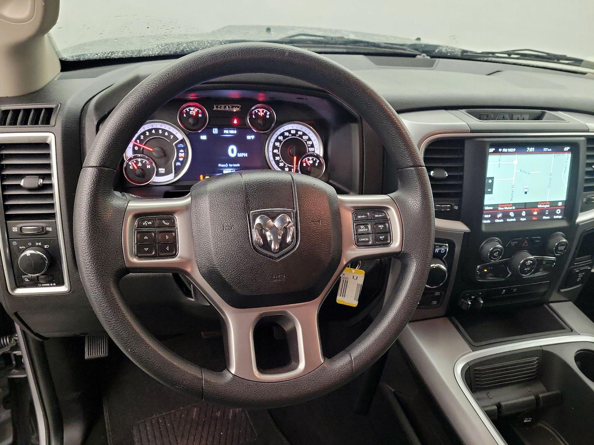 Thumbnail: 2023 RAM 1500 Classic - 10