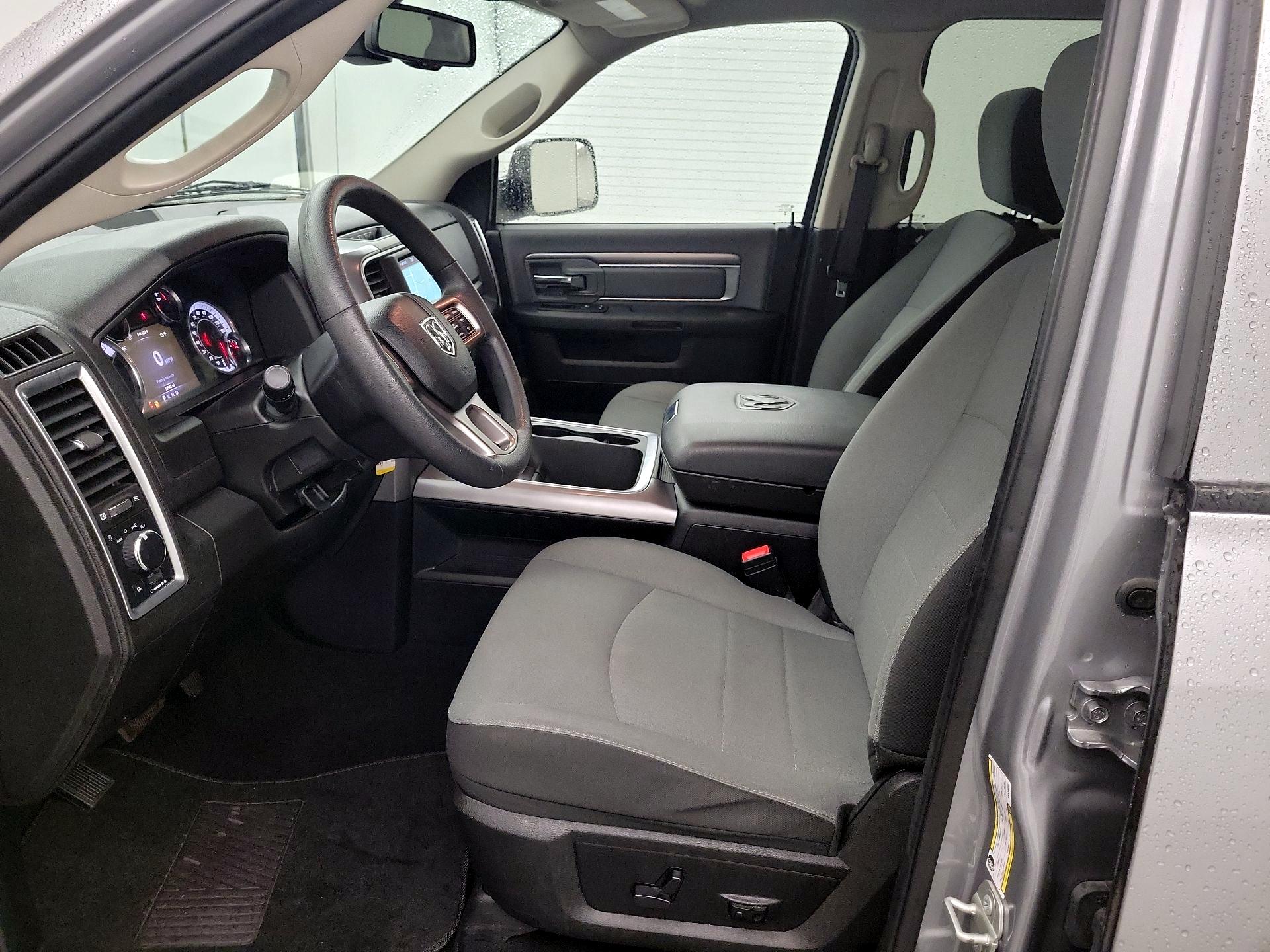 Thumbnail: 2023 RAM 1500 Classic - 11