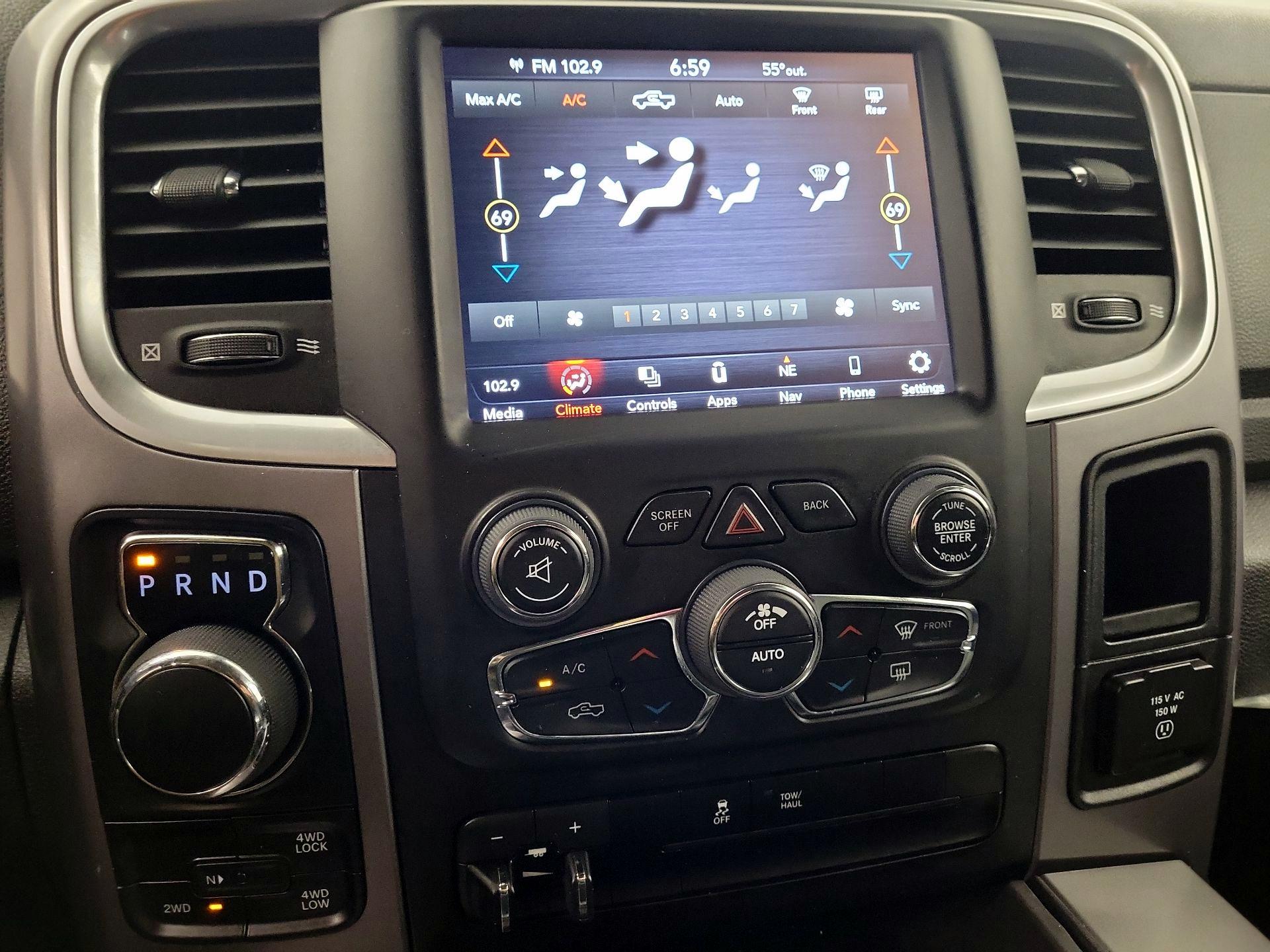 Thumbnail: 2023 RAM 1500 Classic - 17