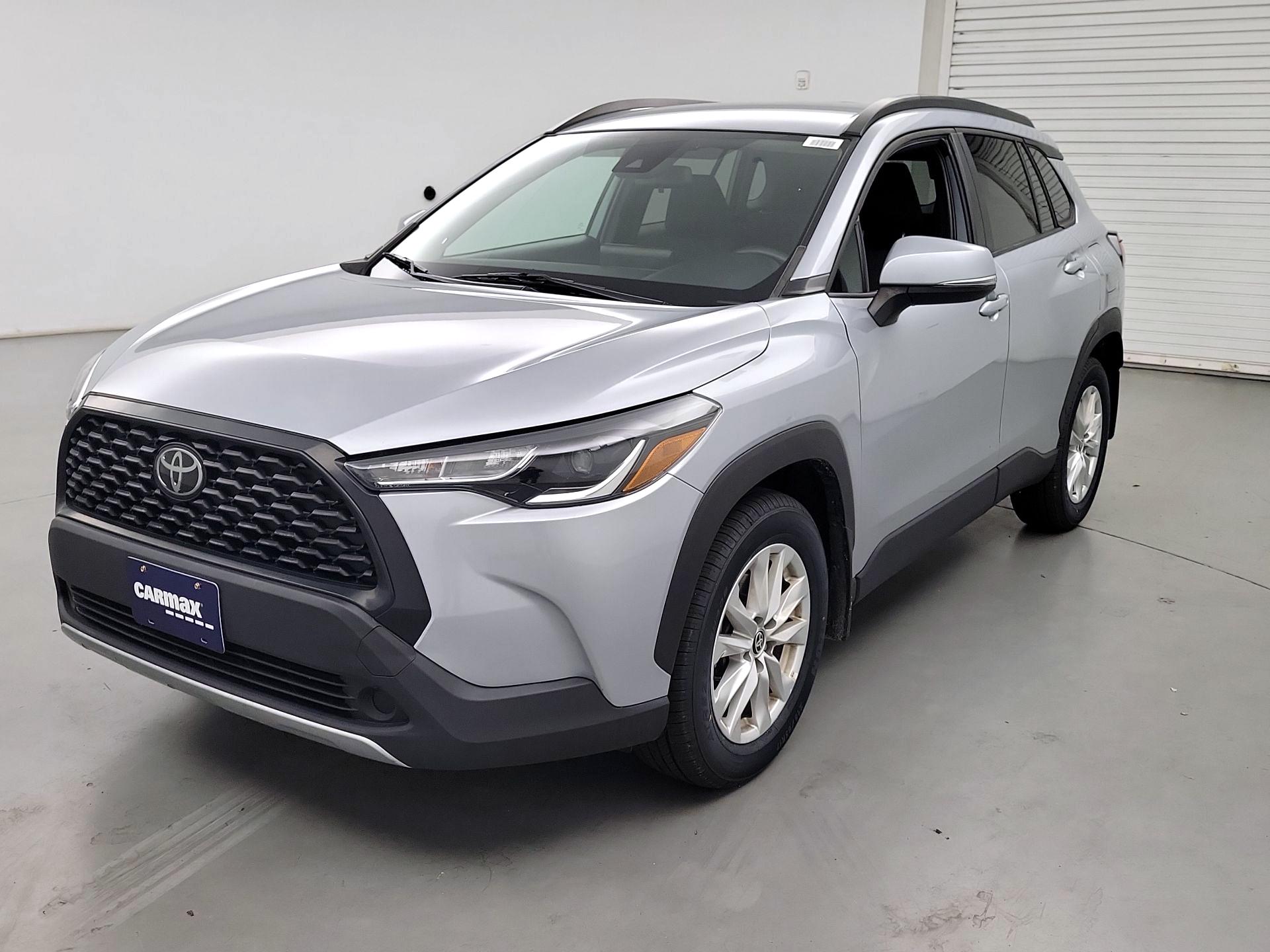 Thumbnail: 2022 Toyota Corolla Cross - 3