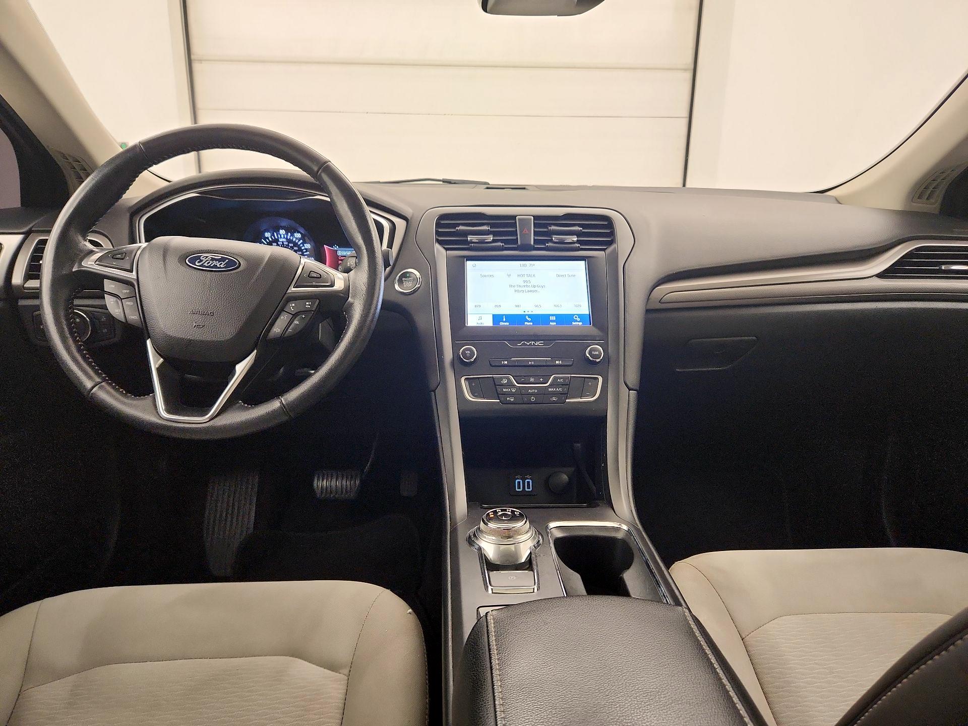 Thumbnail: 2020 Ford Fusion - 9