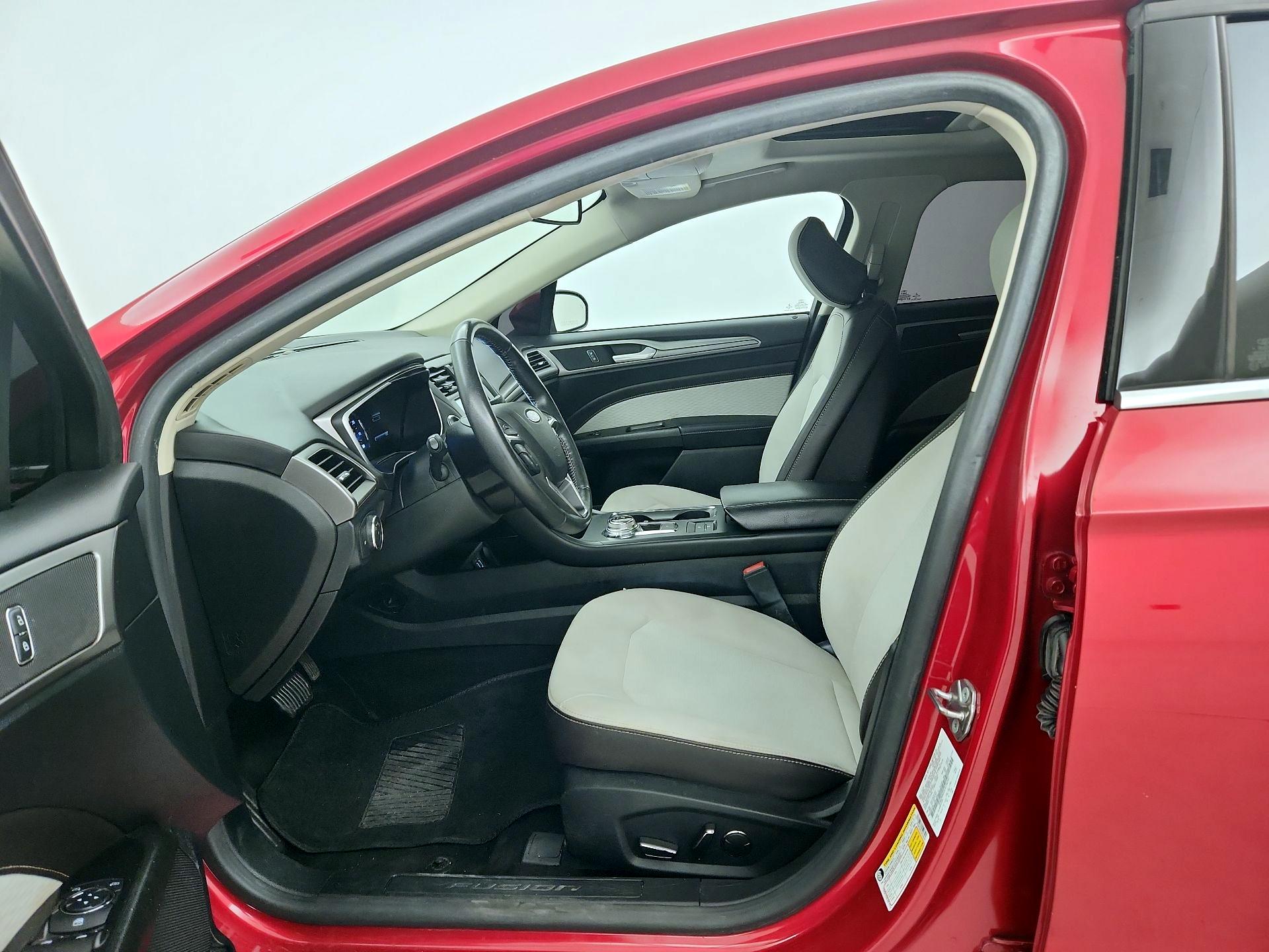 Thumbnail: 2020 Ford Fusion - 11