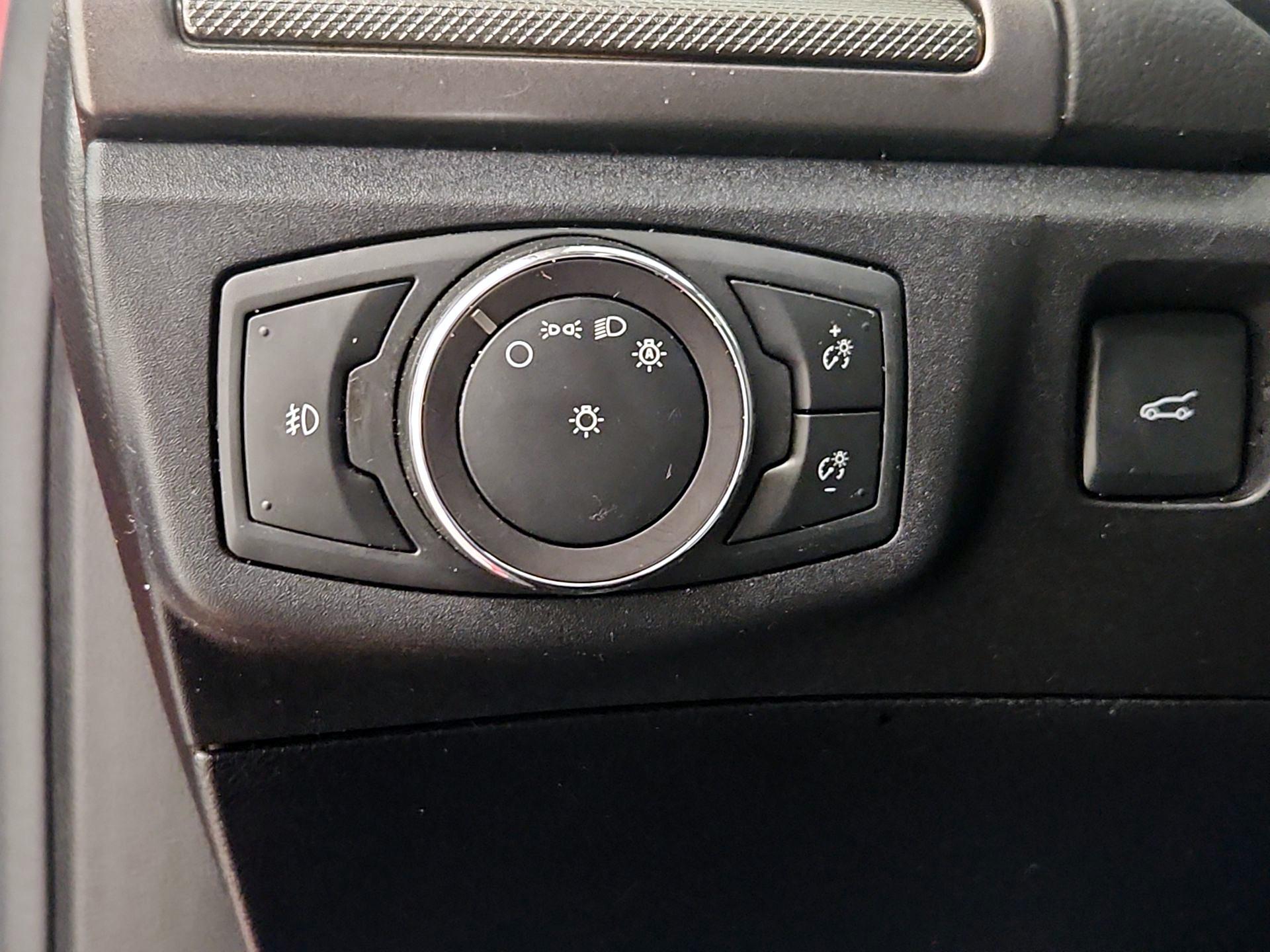 Thumbnail: 2020 Ford Fusion - 13