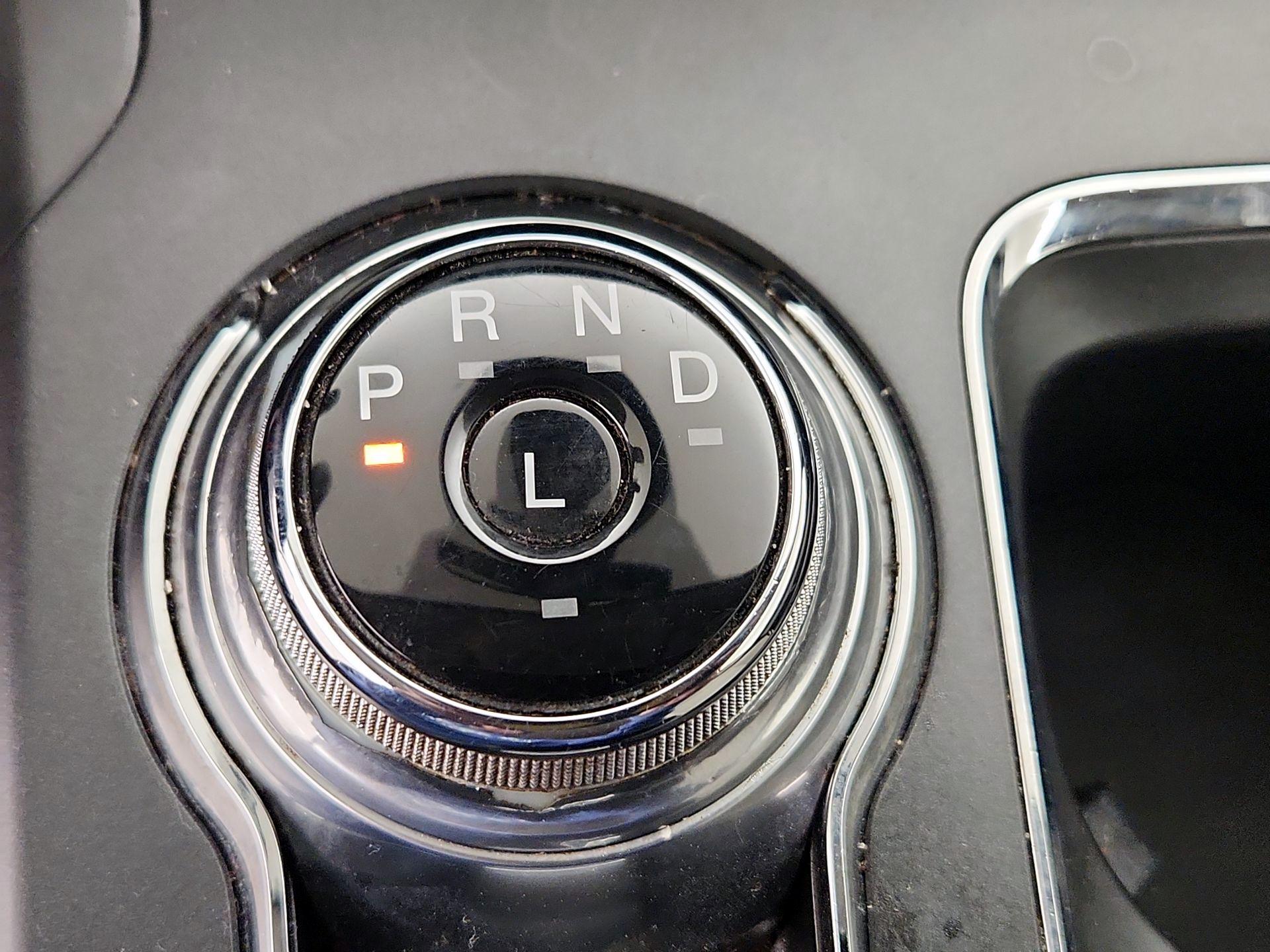 Thumbnail: 2020 Ford Fusion - 17