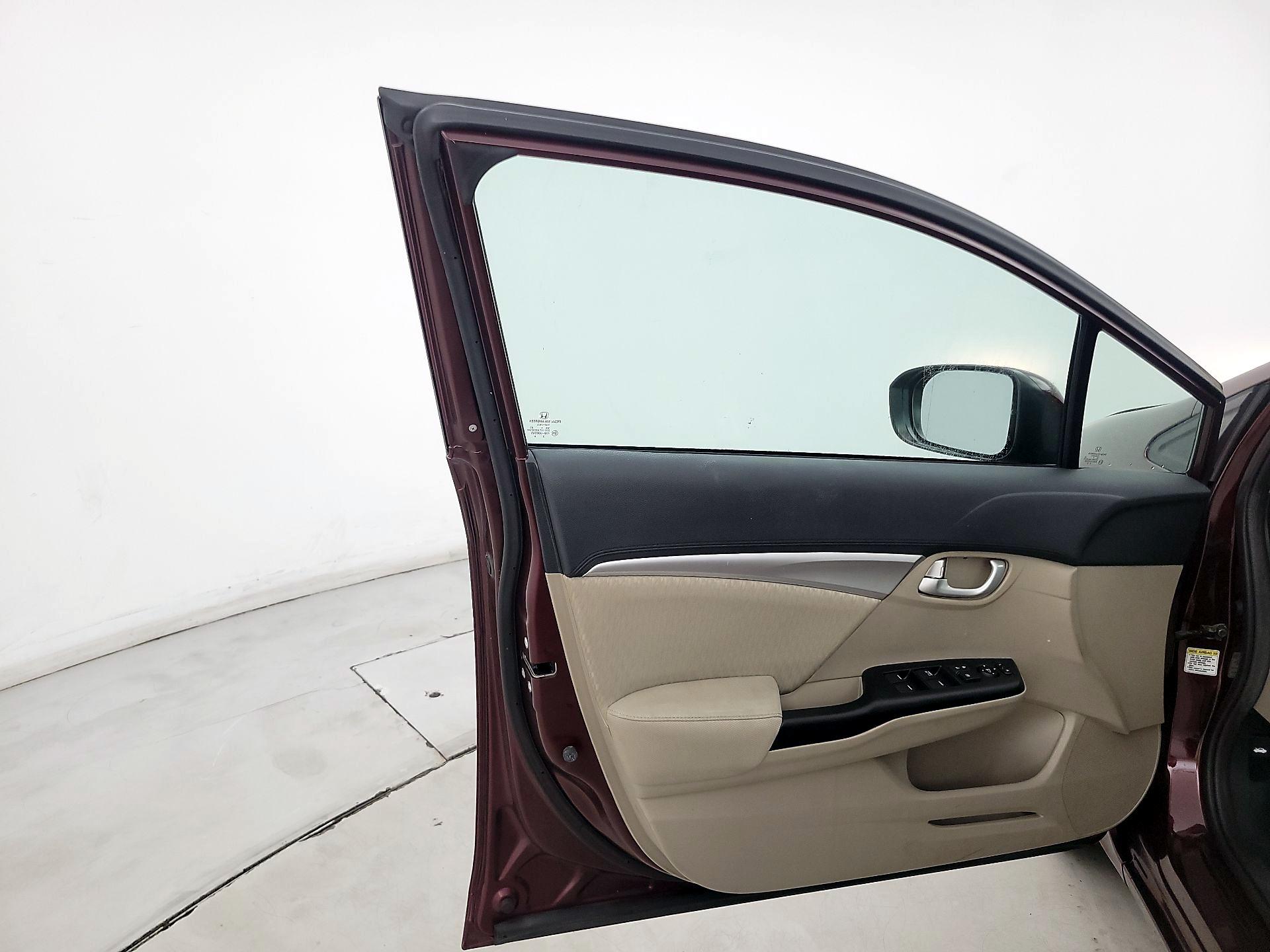 Thumbnail: 2015 Honda Civic - 12