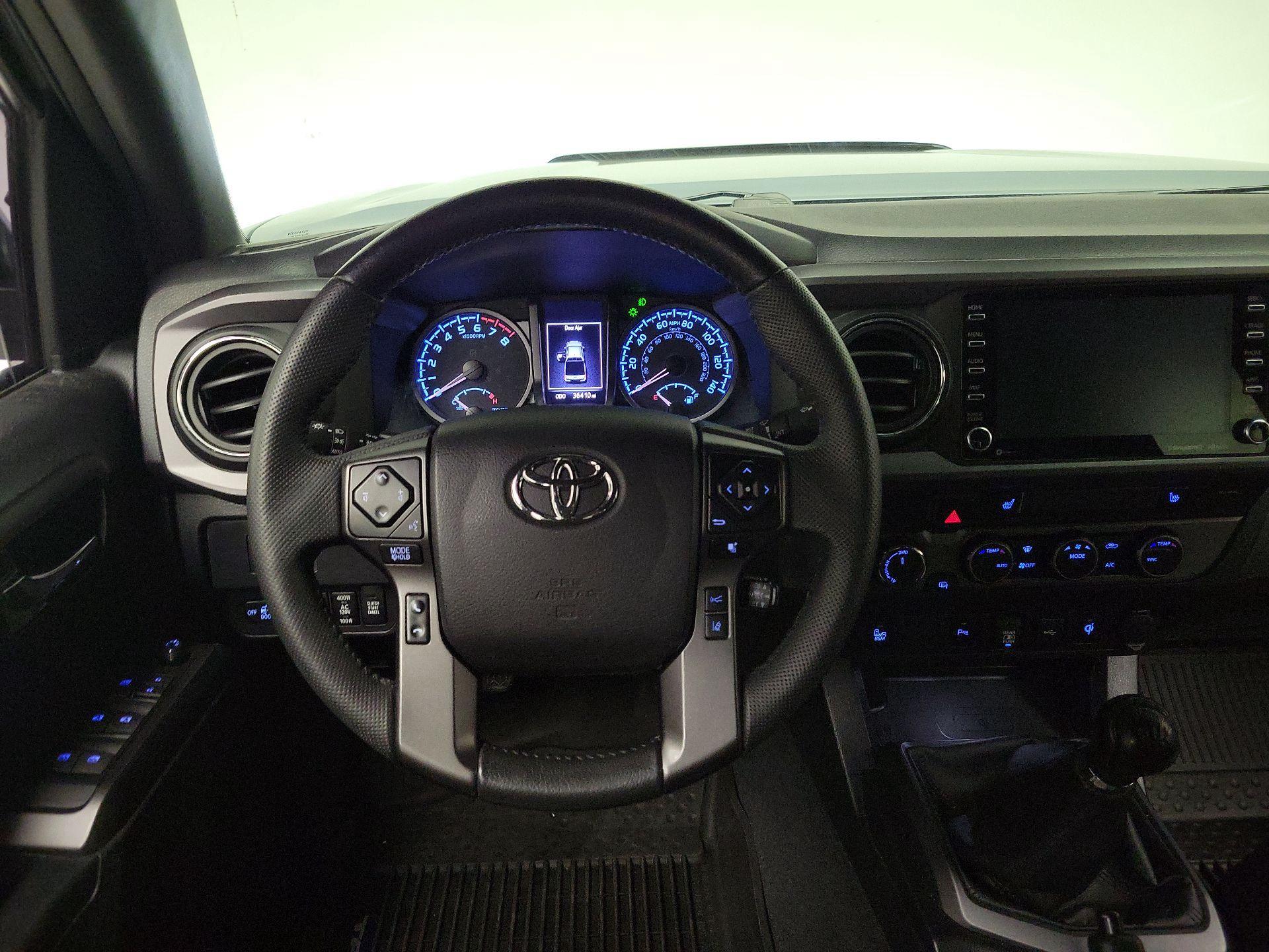 Thumbnail: 2021 Toyota Tacoma - 10