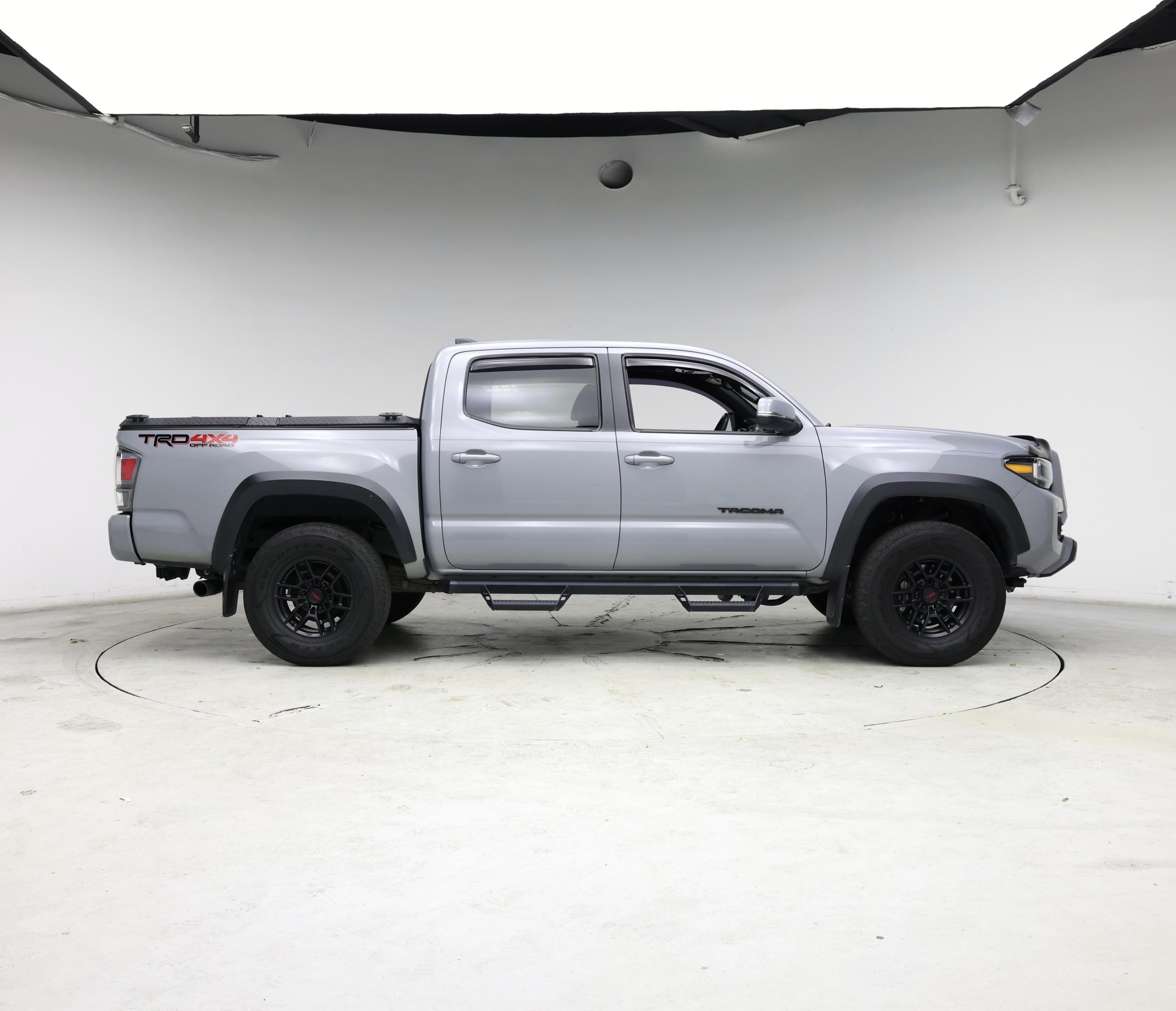 Thumbnail: 2021 Toyota Tacoma - 7