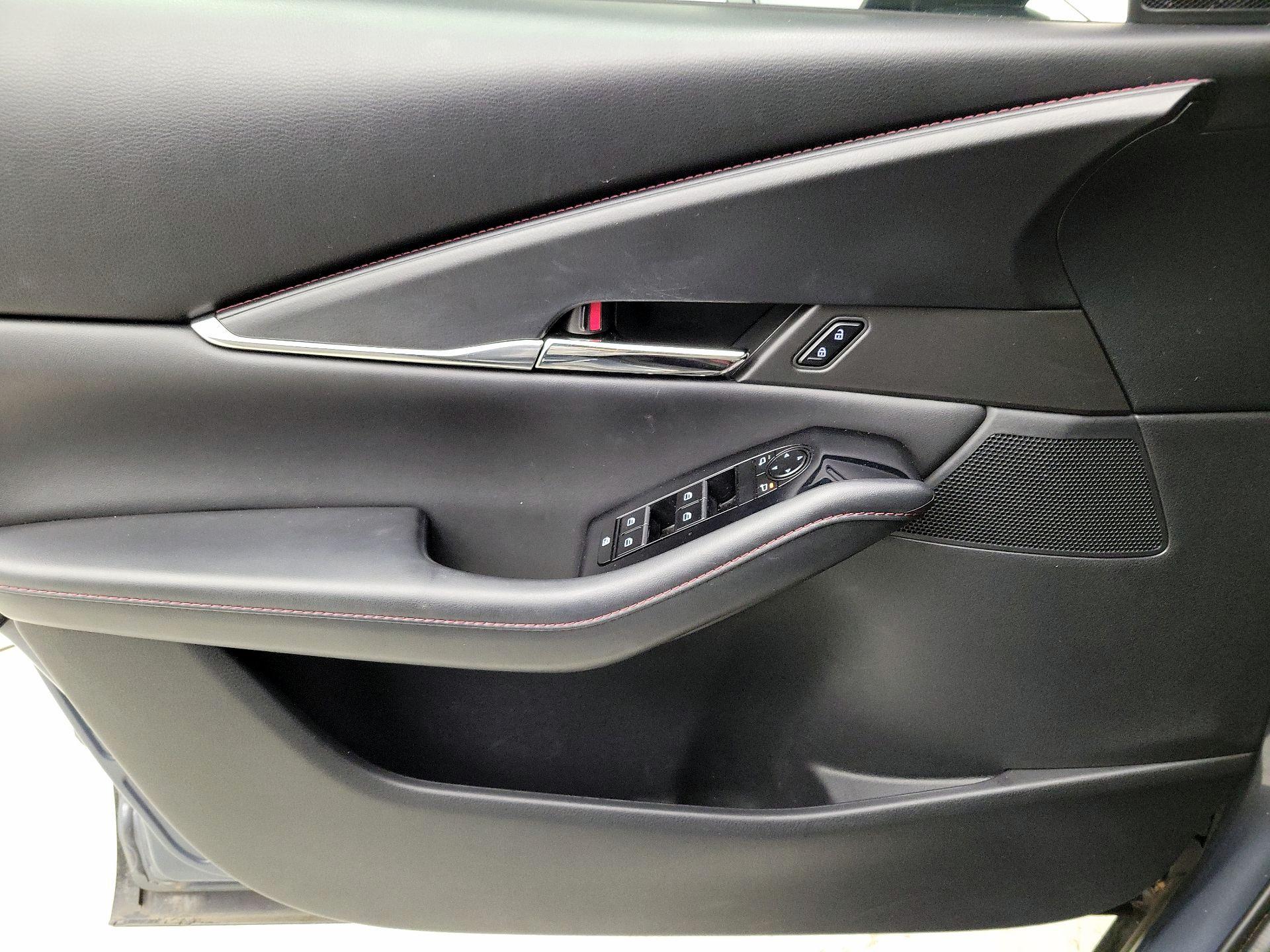 Thumbnail: 2022 Mazda CX-30 - 12