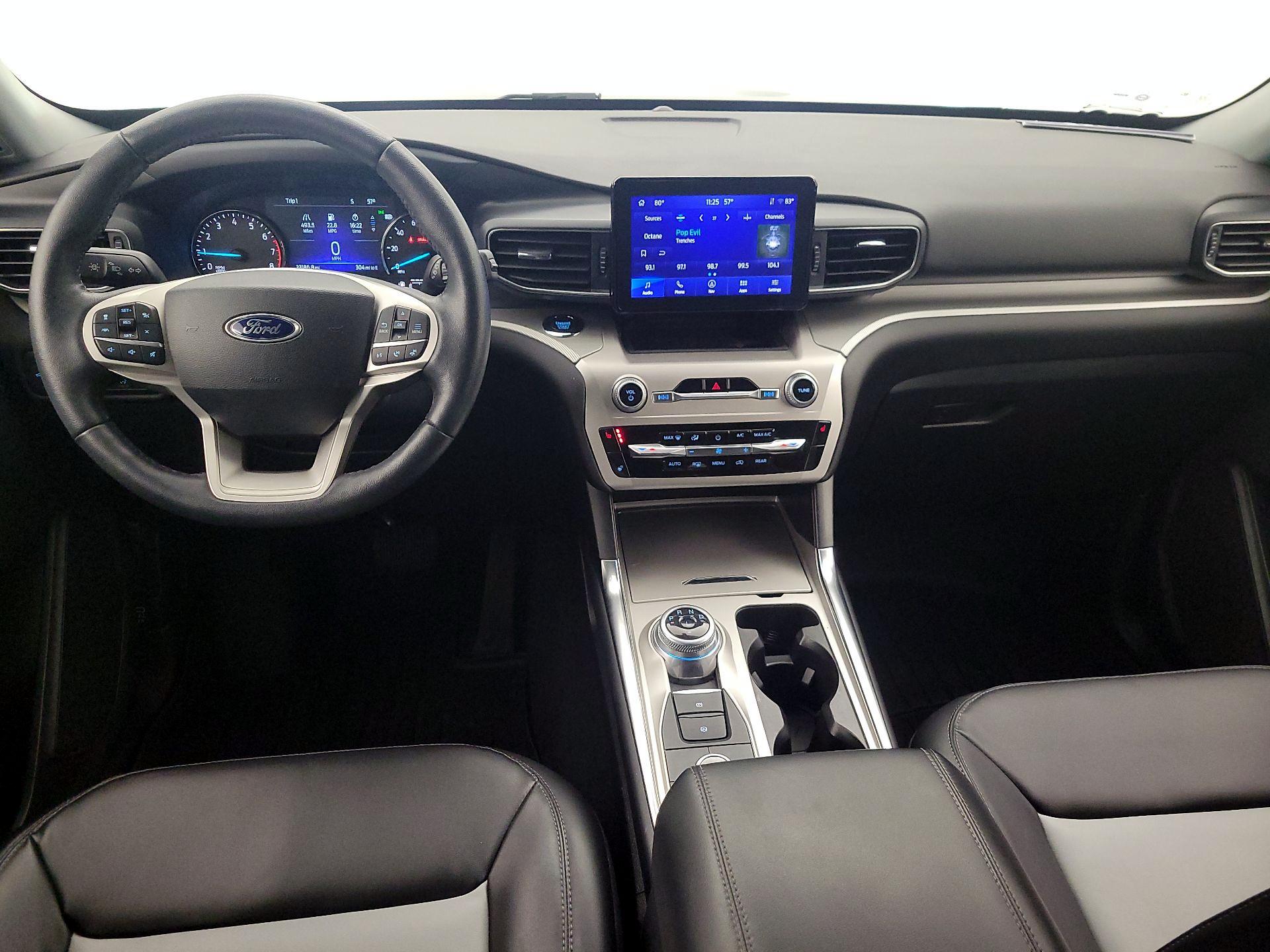 Thumbnail: 2022 Ford Explorer - 9