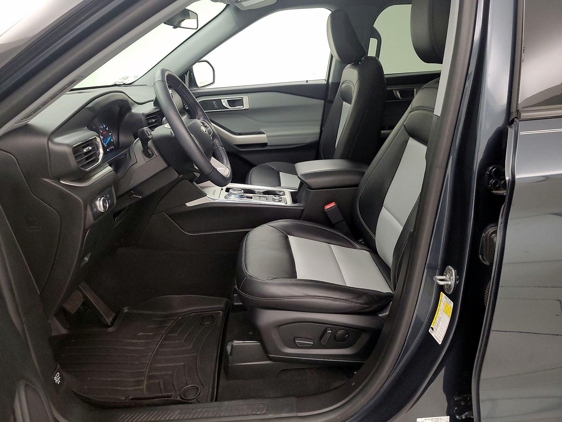 Thumbnail: 2022 Ford Explorer - 11