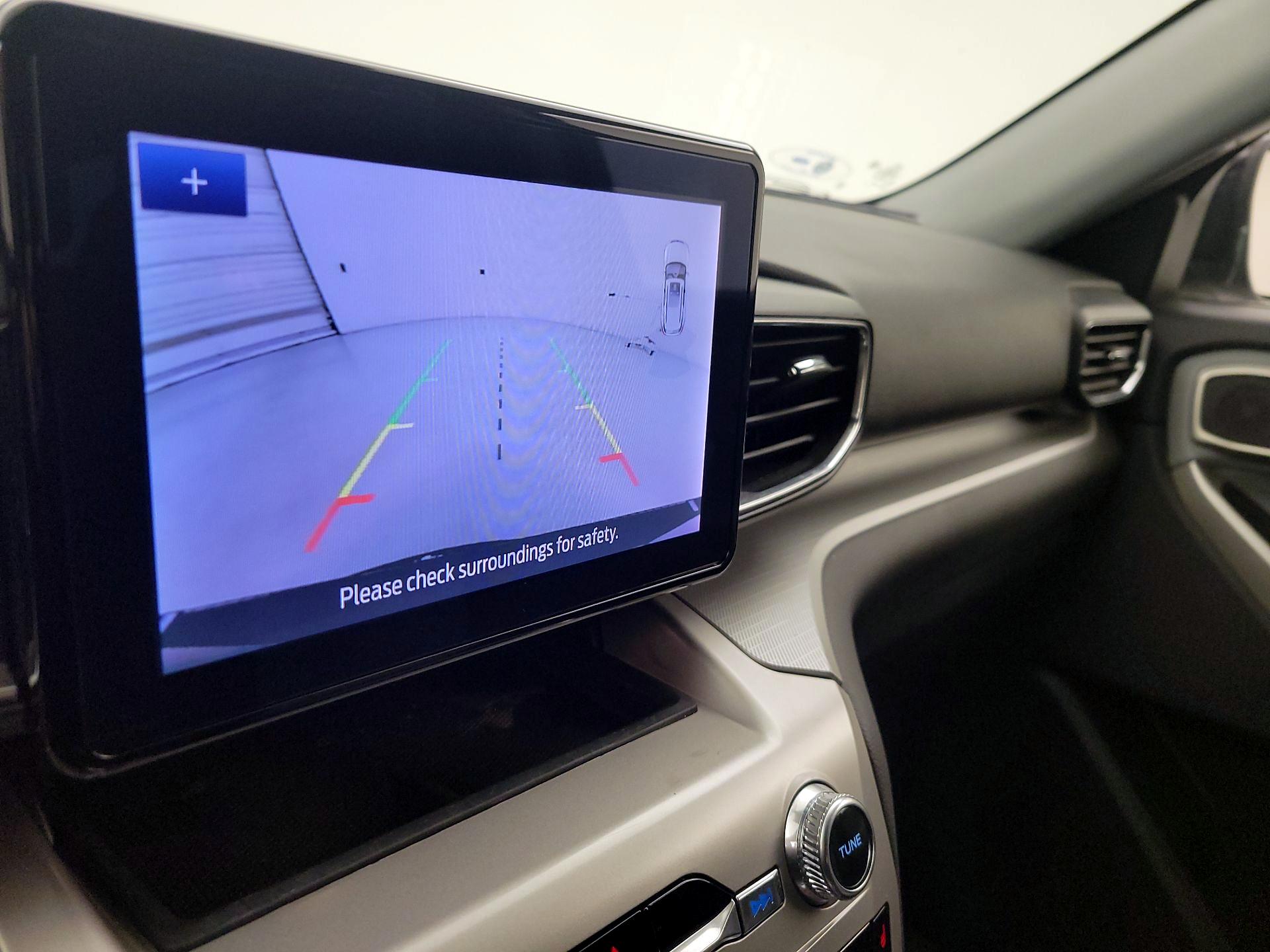 Thumbnail: 2022 Ford Explorer - 15