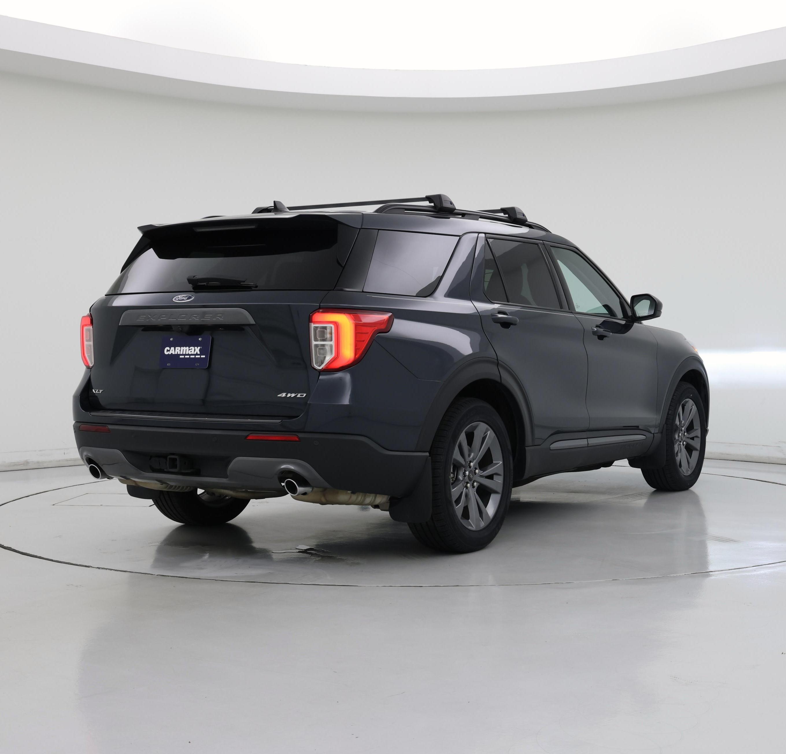 Thumbnail: 2022 Ford Explorer - 8