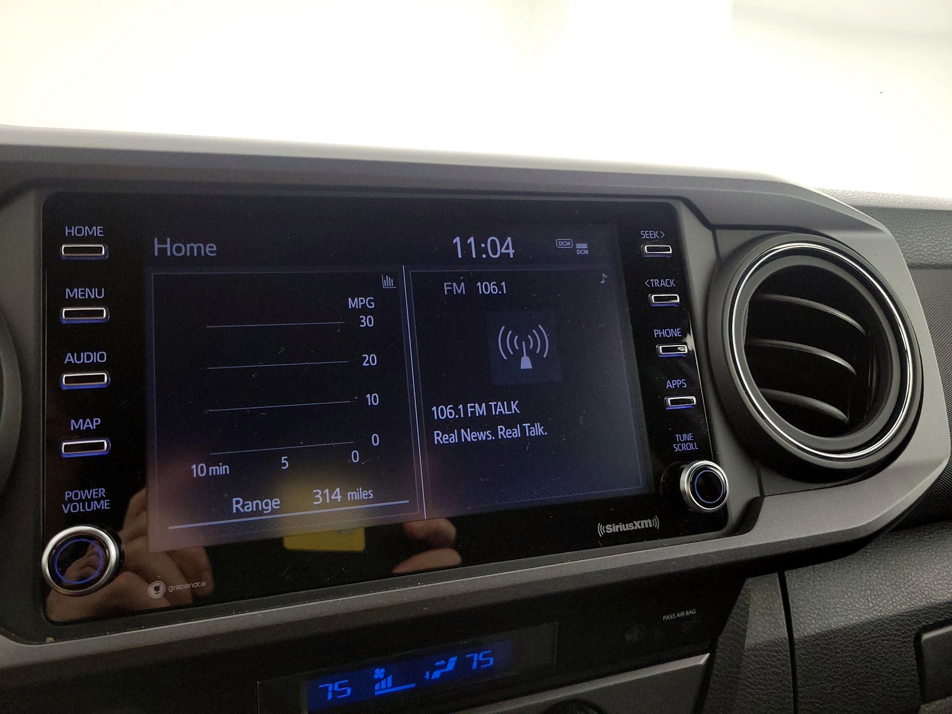 Thumbnail: 2022 Toyota Tacoma - 15