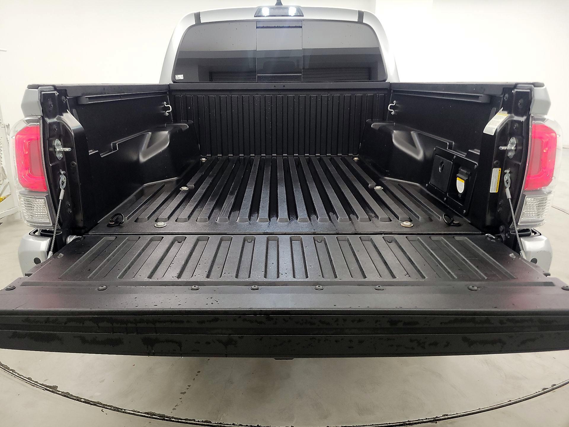 Thumbnail: 2022 Toyota Tacoma - 20