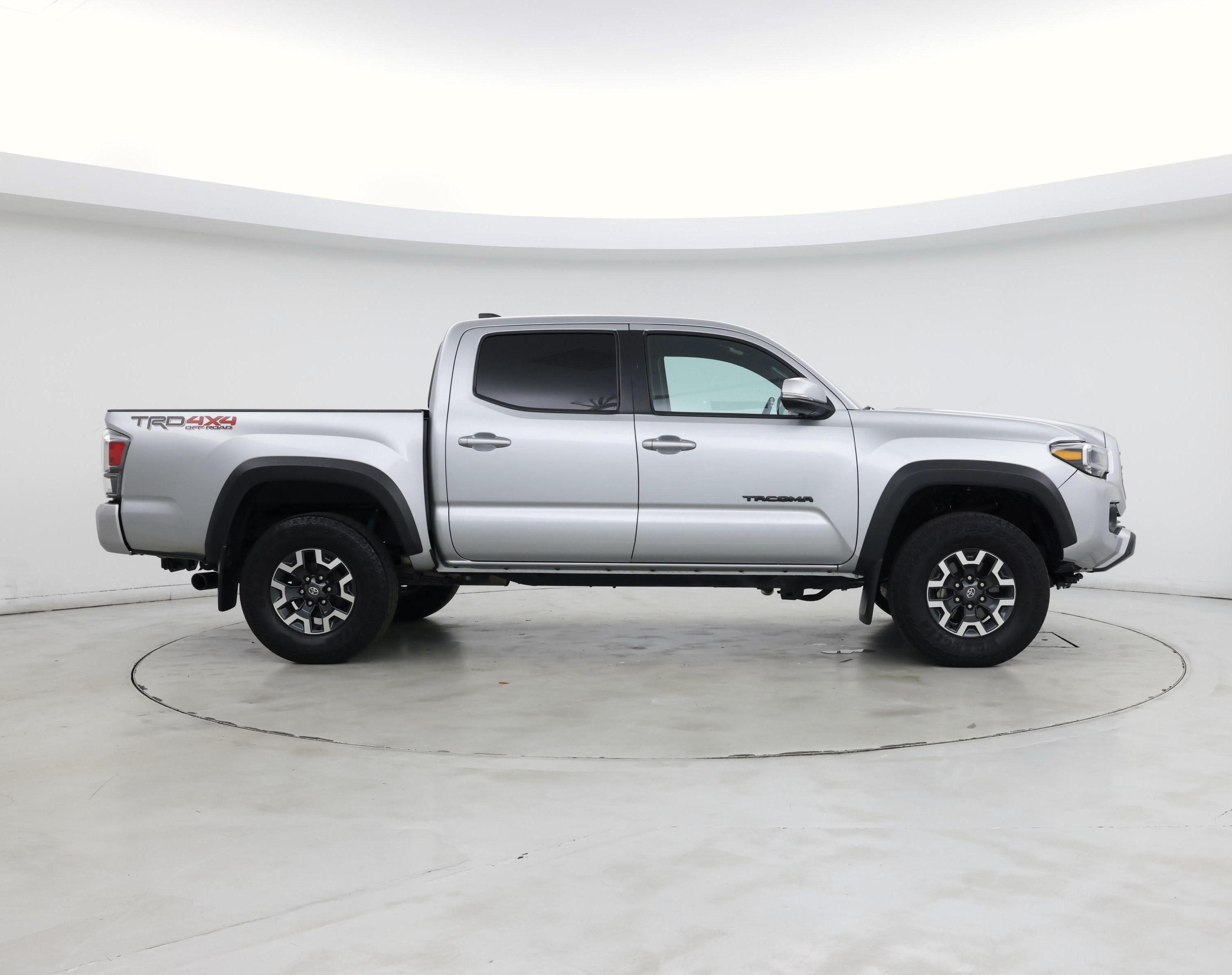 Thumbnail: 2022 Toyota Tacoma - 7