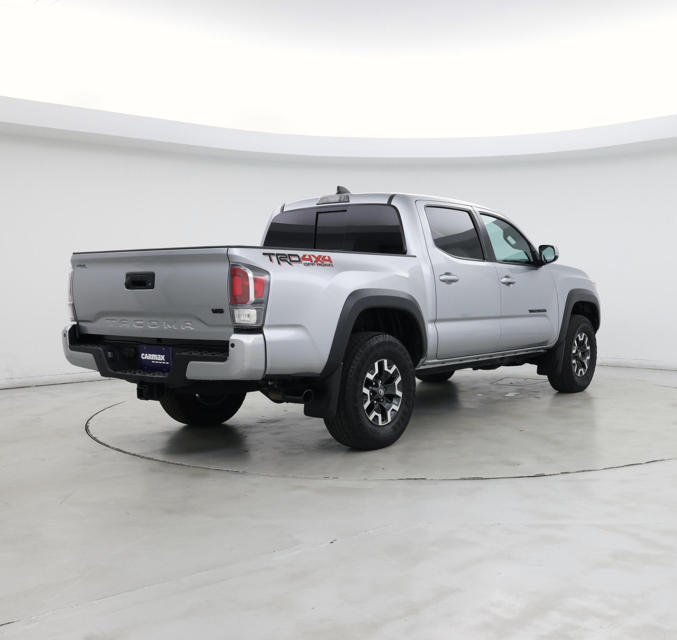 Thumbnail: 2022 Toyota Tacoma - 8