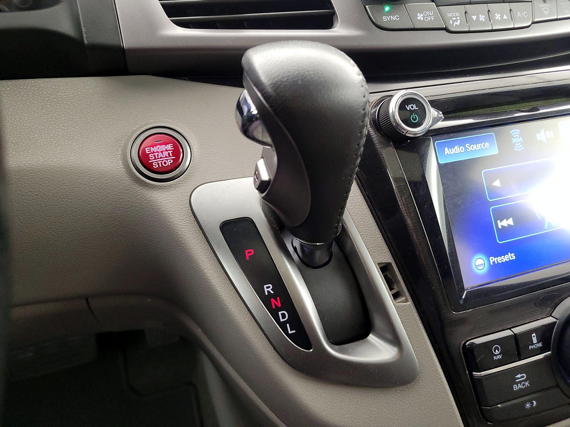 Thumbnail: 2014 Honda Odyssey - 18