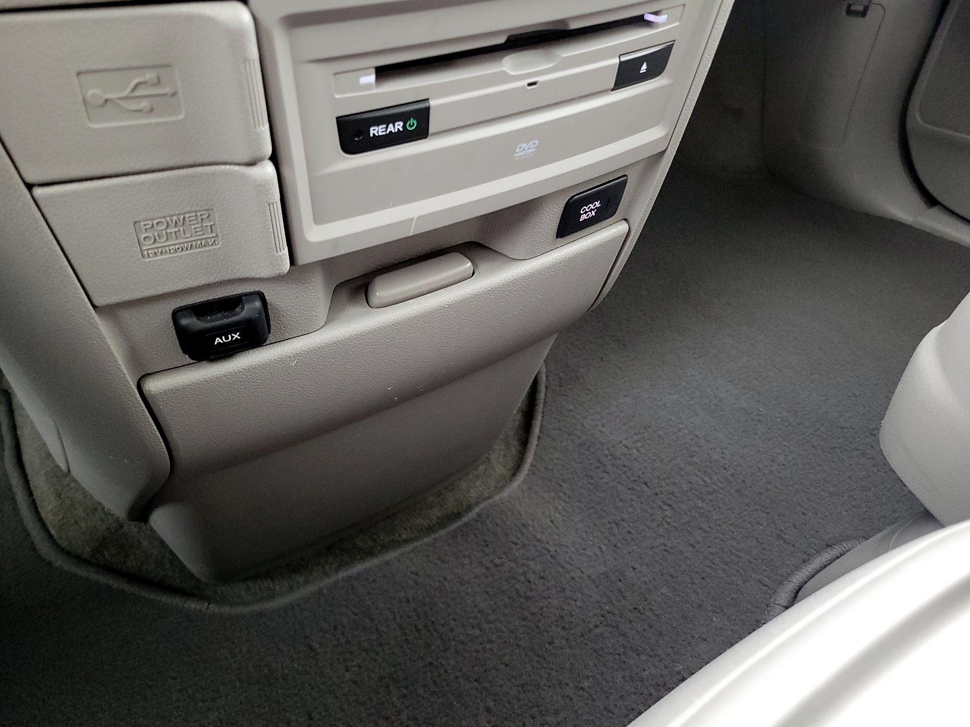 Thumbnail: 2014 Honda Odyssey - 19