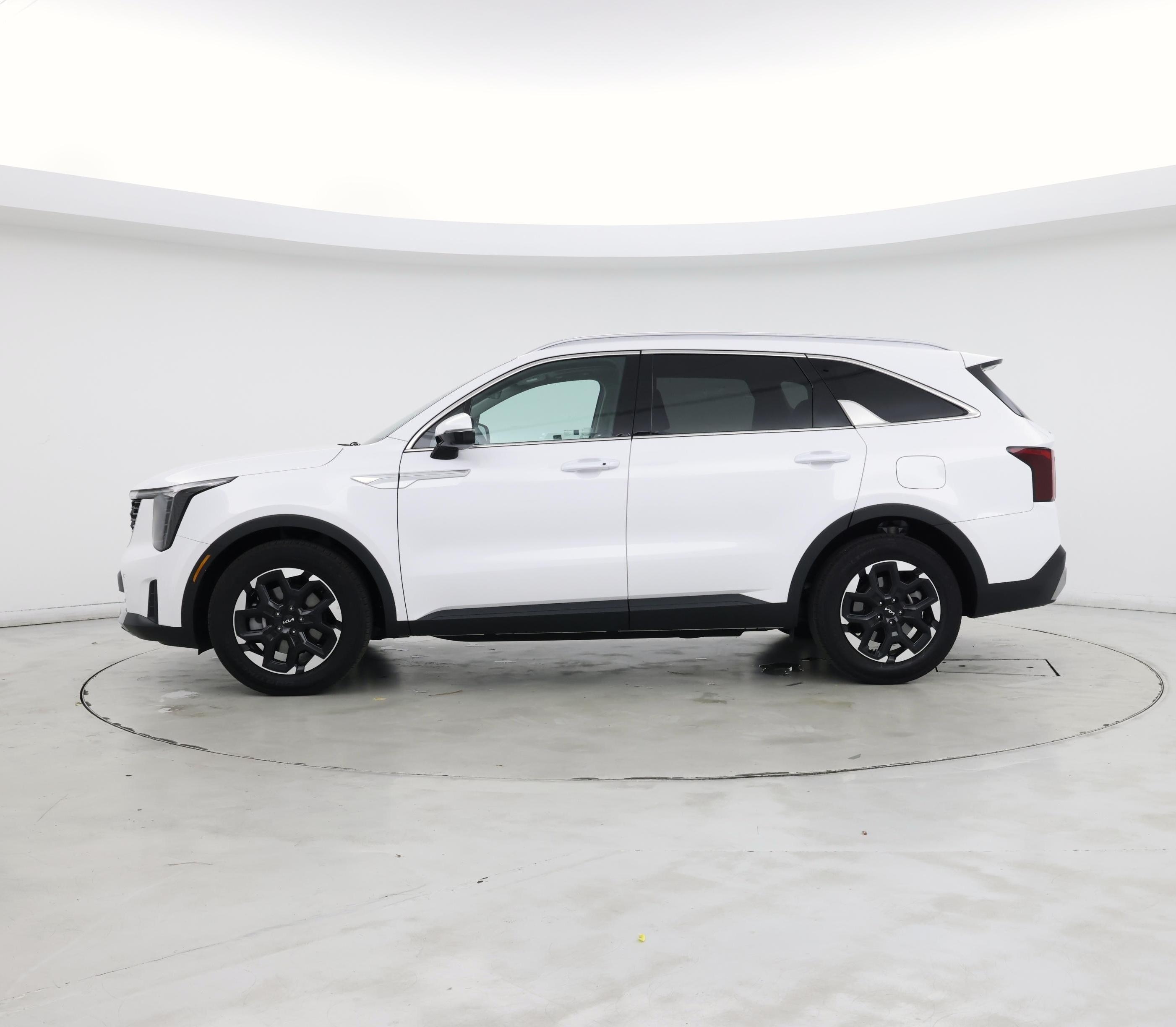 Thumbnail: 2025 Kia Sorento - 3