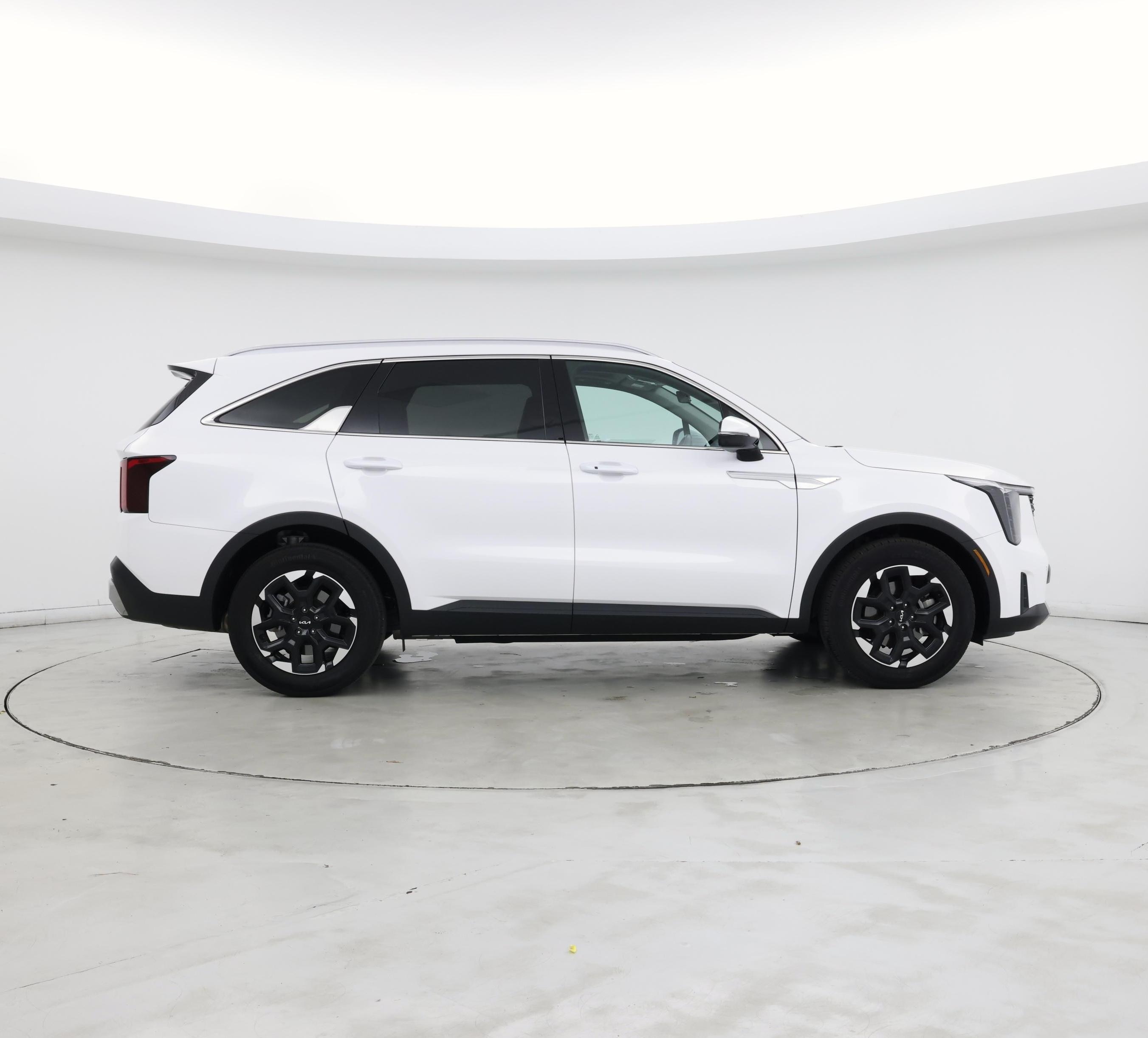 Thumbnail: 2025 Kia Sorento - 7