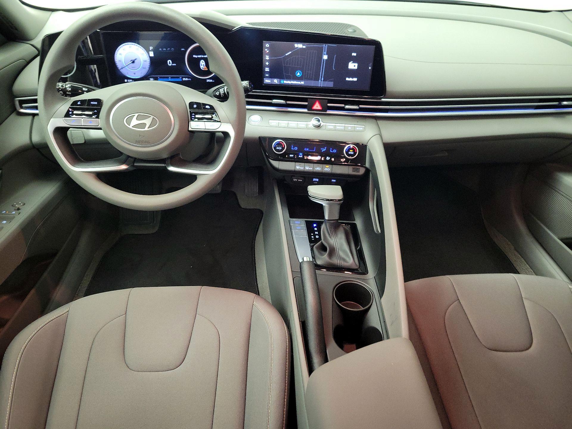 Thumbnail: 2024 Hyundai Elantra - 9