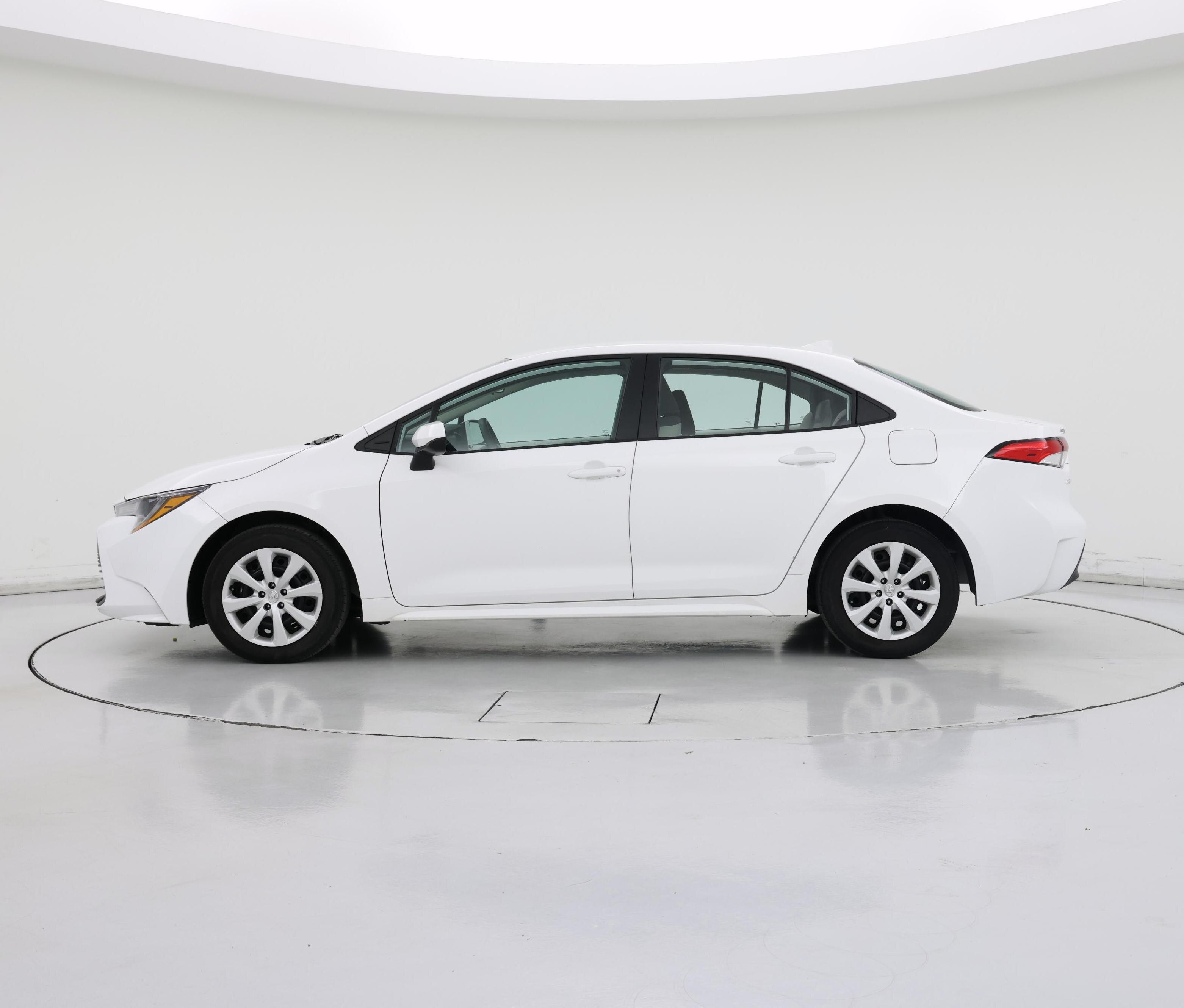 Thumbnail: 2024 Toyota Corolla - 3