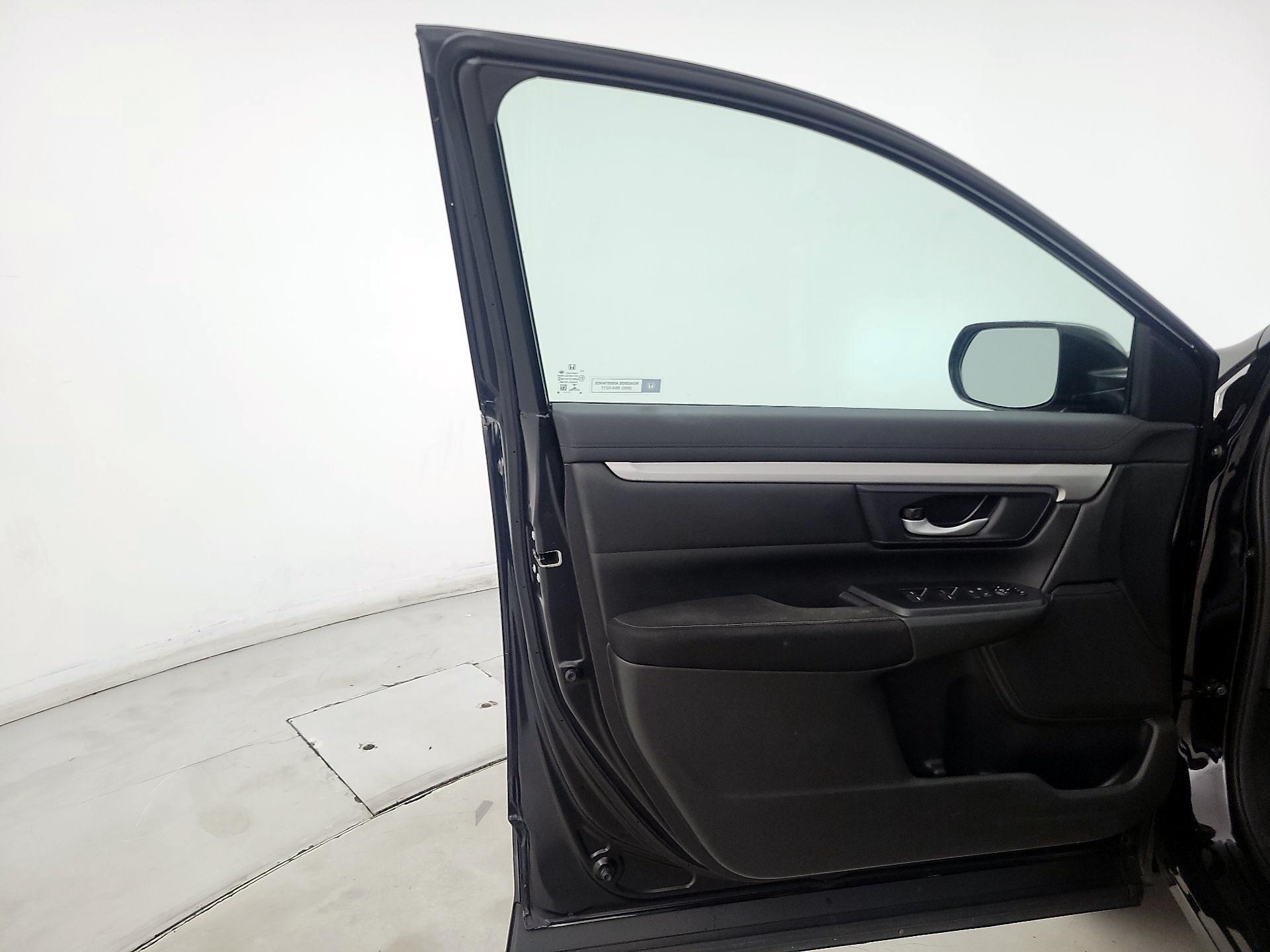Thumbnail: 2017 Honda CR-V - 12