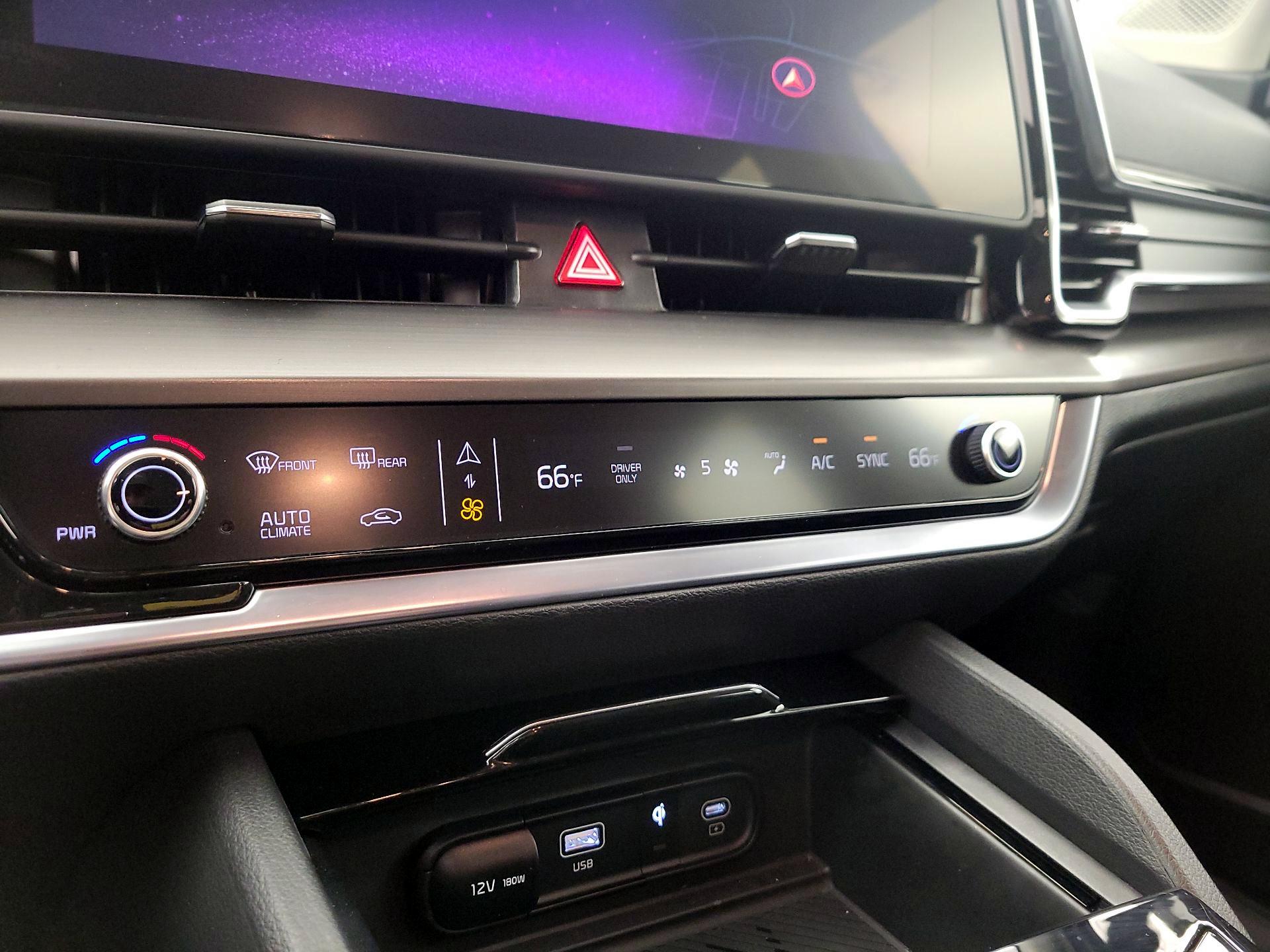 Thumbnail: 2025 Kia Sportage - 17