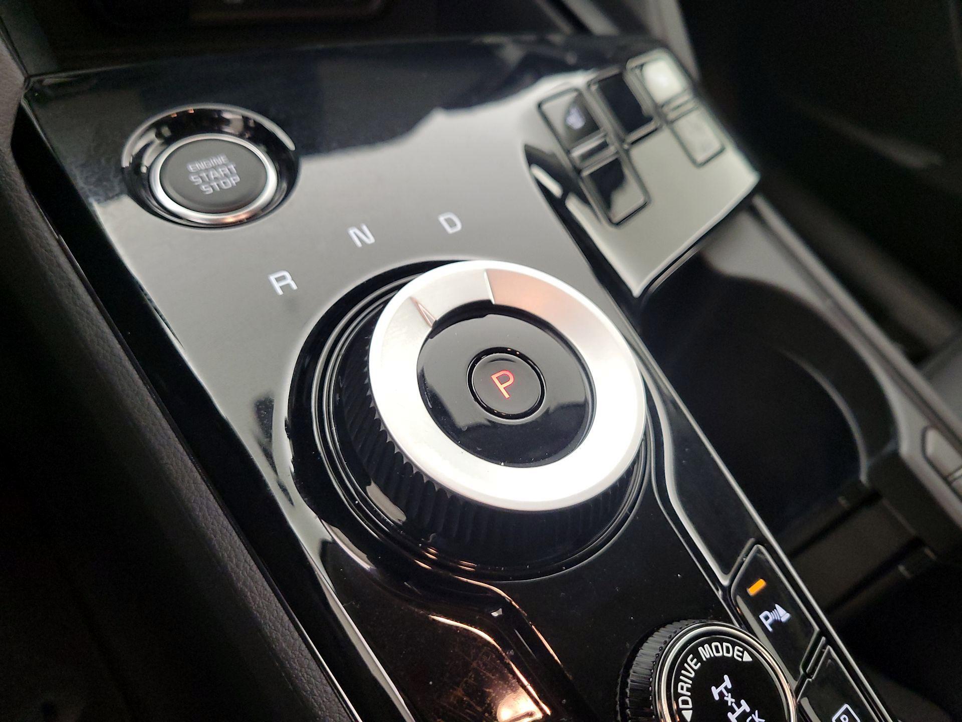 Thumbnail: 2025 Kia Sportage - 18