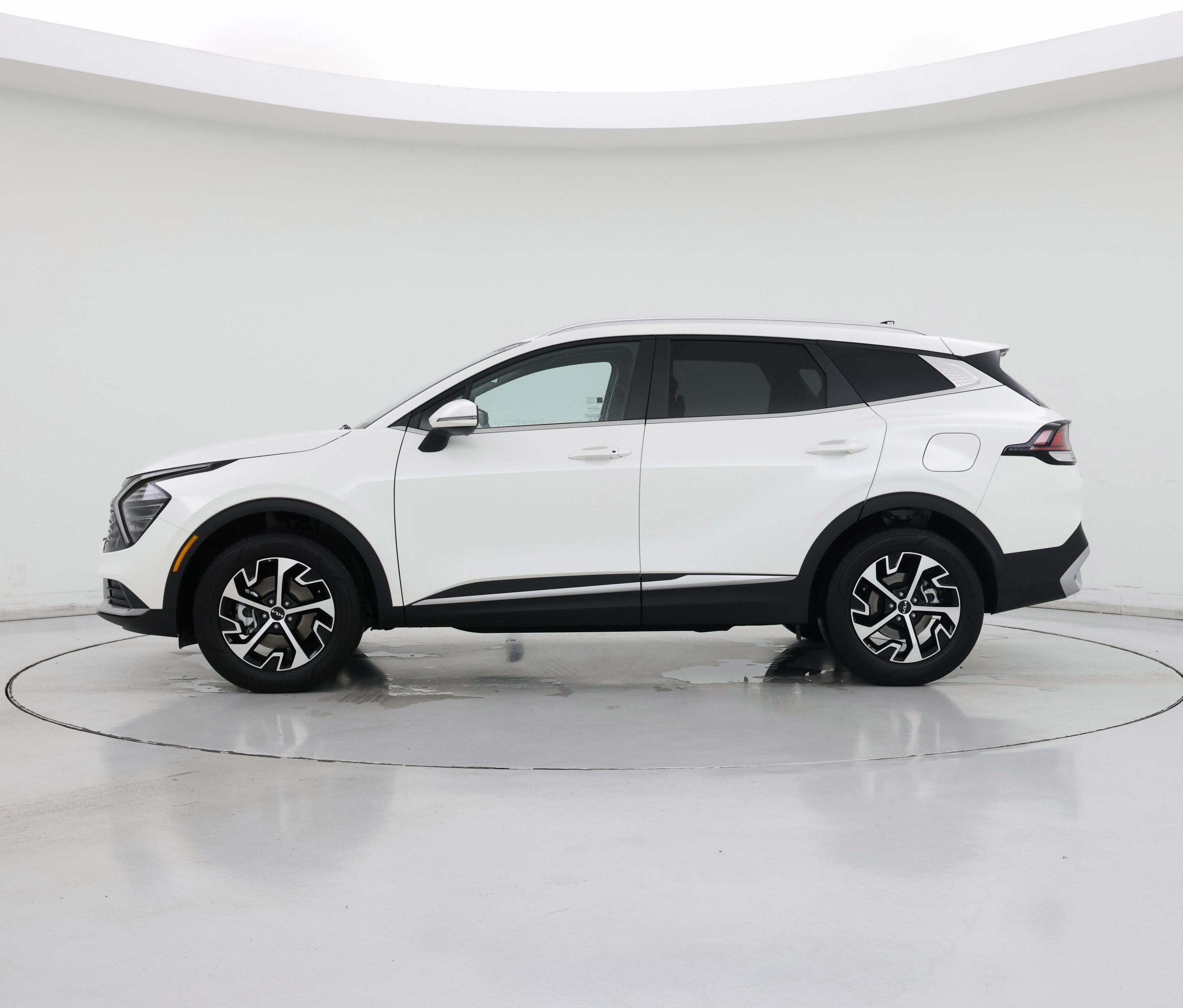 Thumbnail: 2025 Kia Sportage - 3