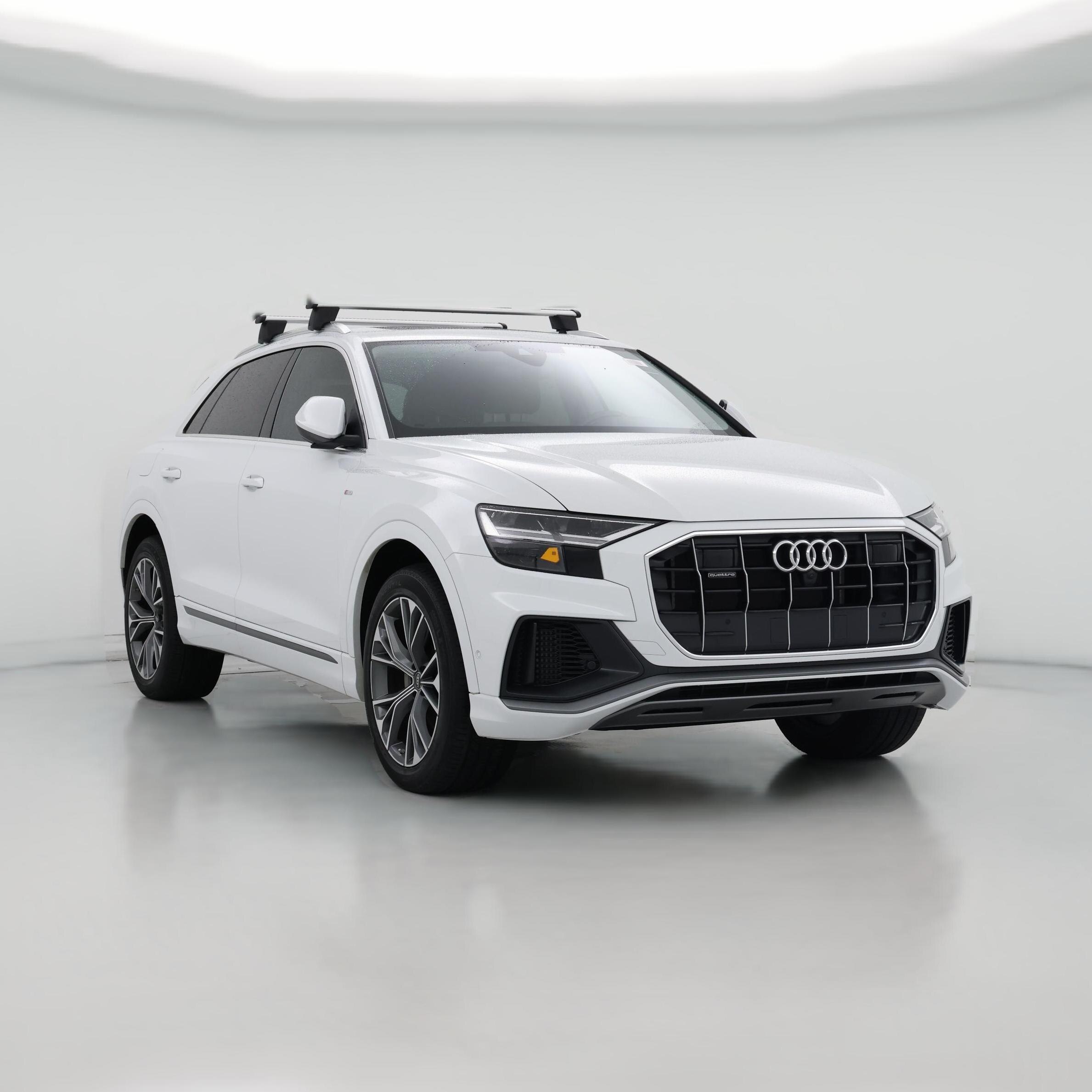 Thumbnail: 2022 Audi Q8 - 1