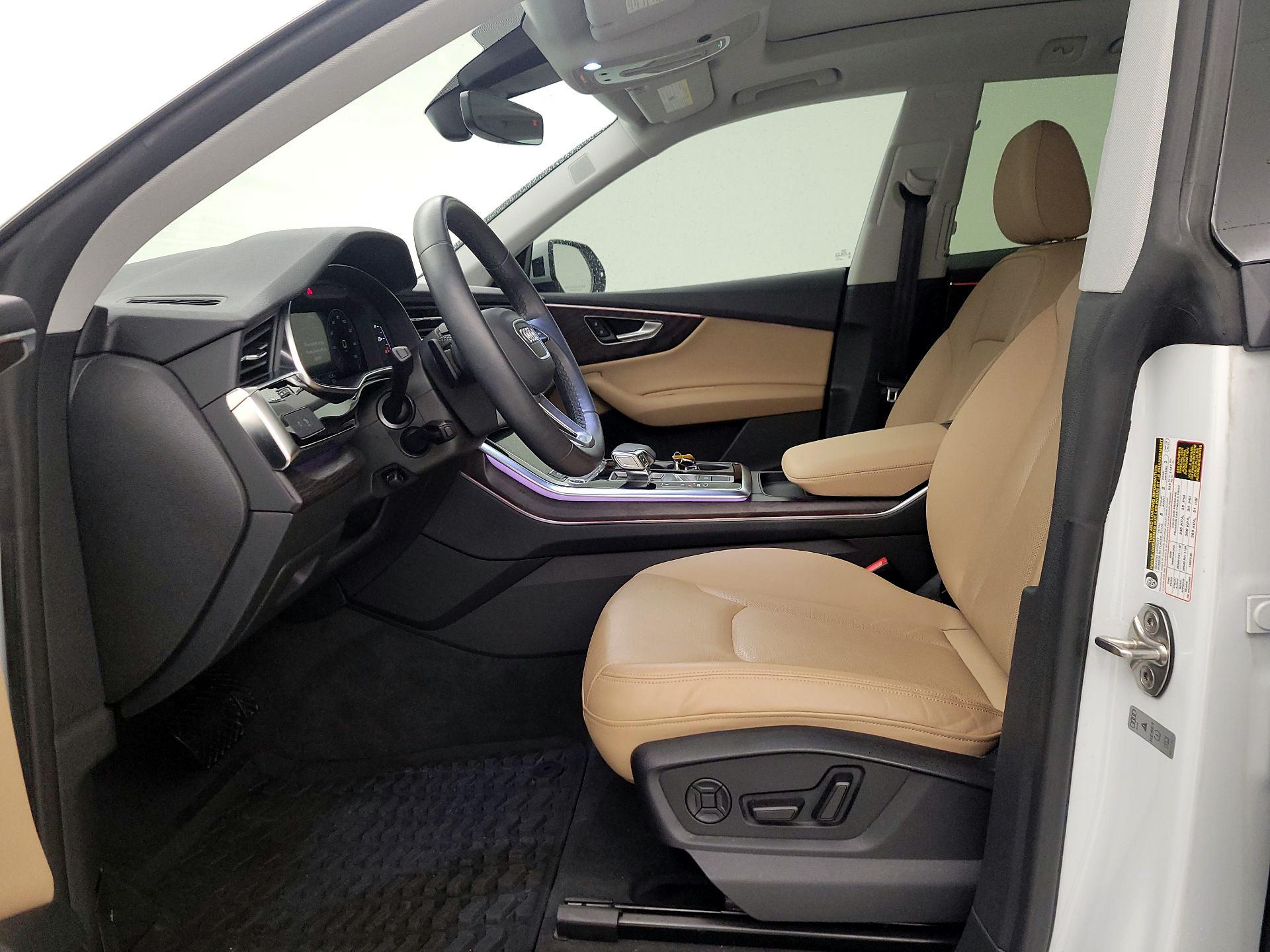 Thumbnail: 2022 Audi Q8 - 11