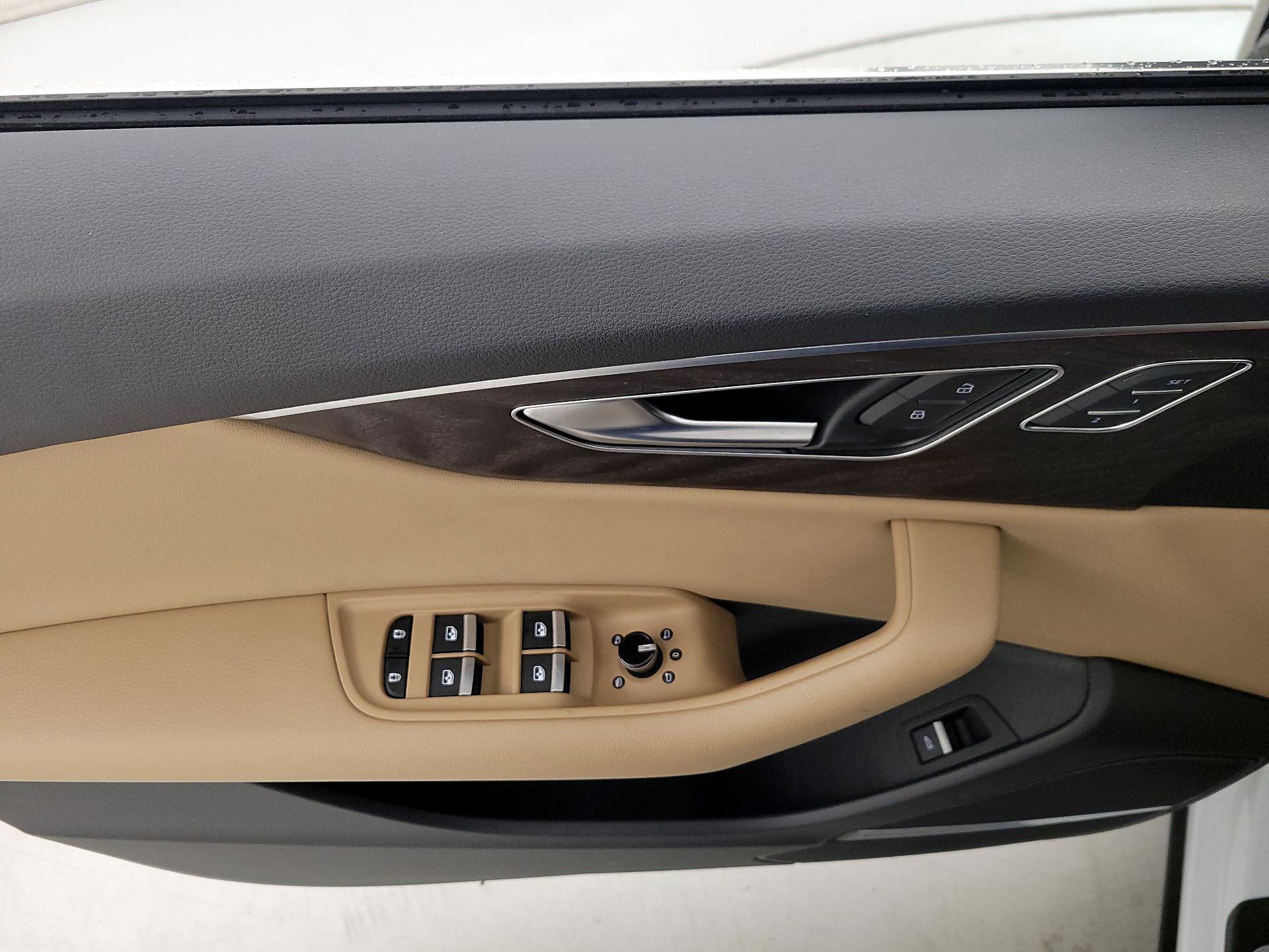 Thumbnail: 2022 Audi Q8 - 12