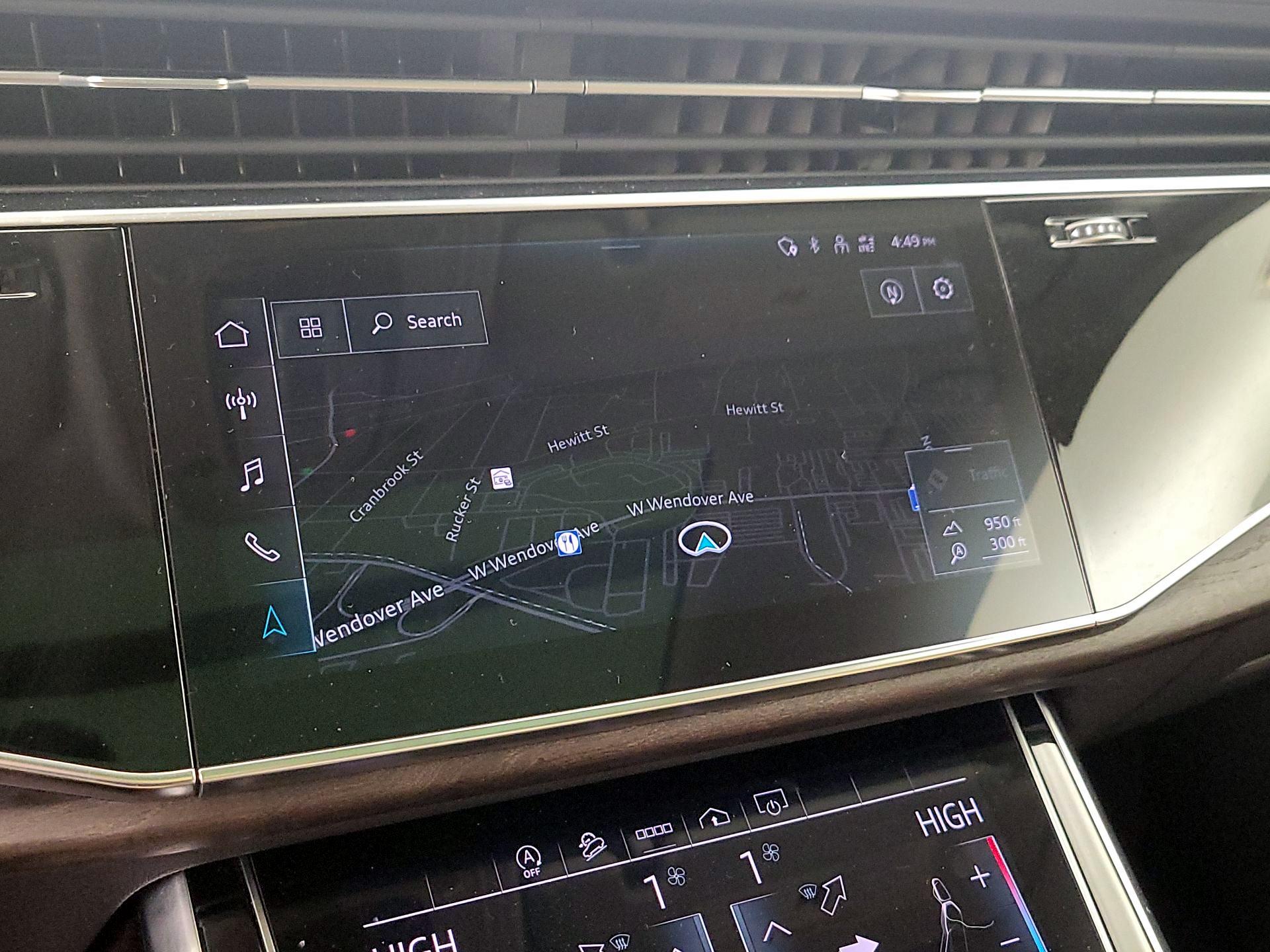 Thumbnail: 2022 Audi Q8 - 14