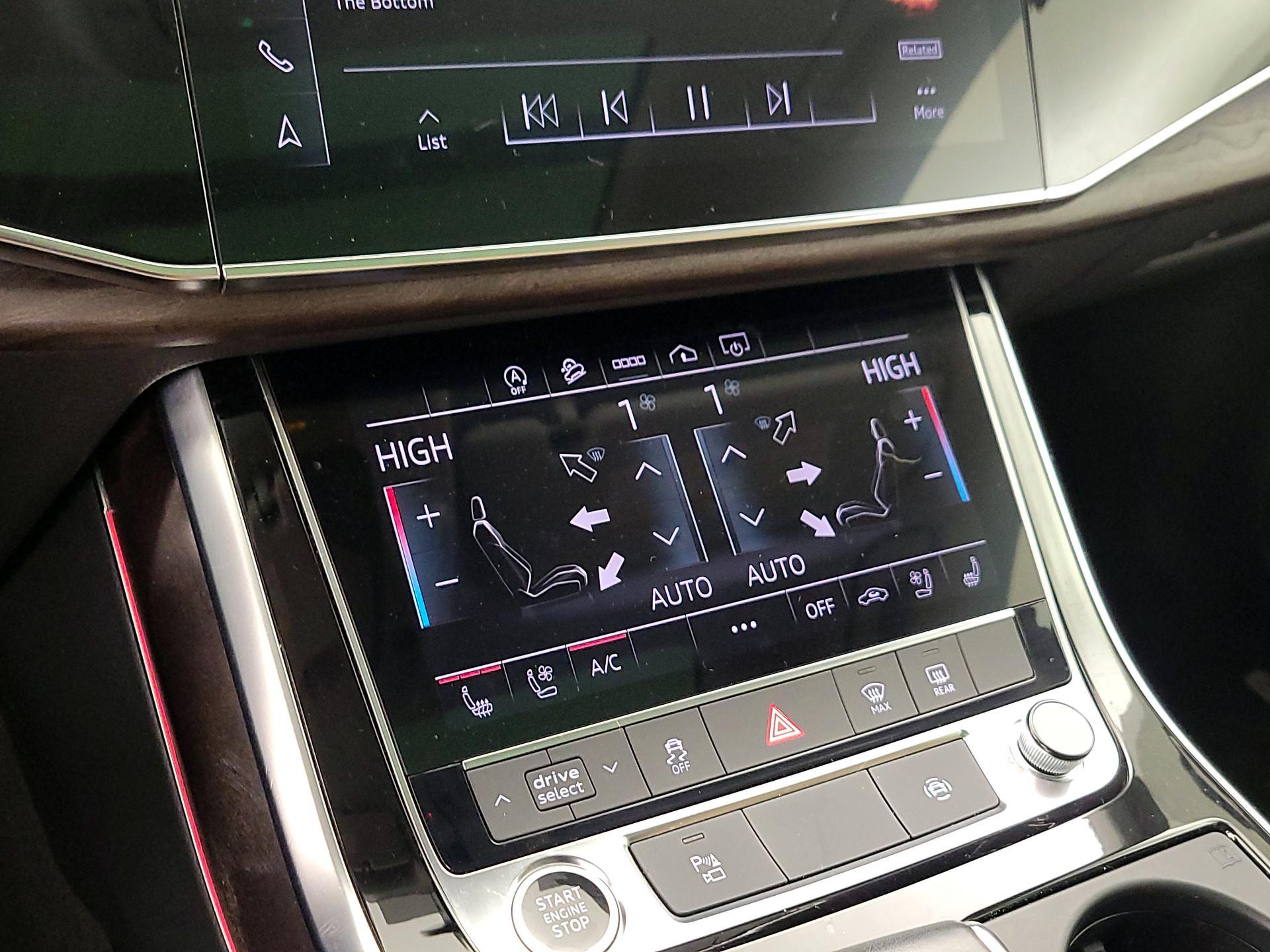 Thumbnail: 2022 Audi Q8 - 17