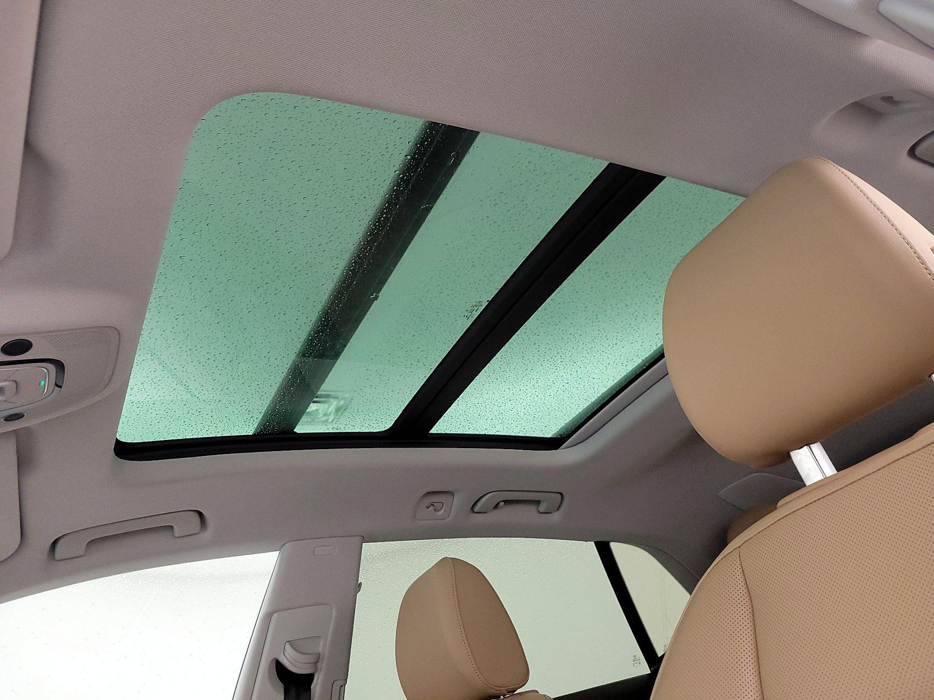 Thumbnail: 2022 Audi Q8 - 20