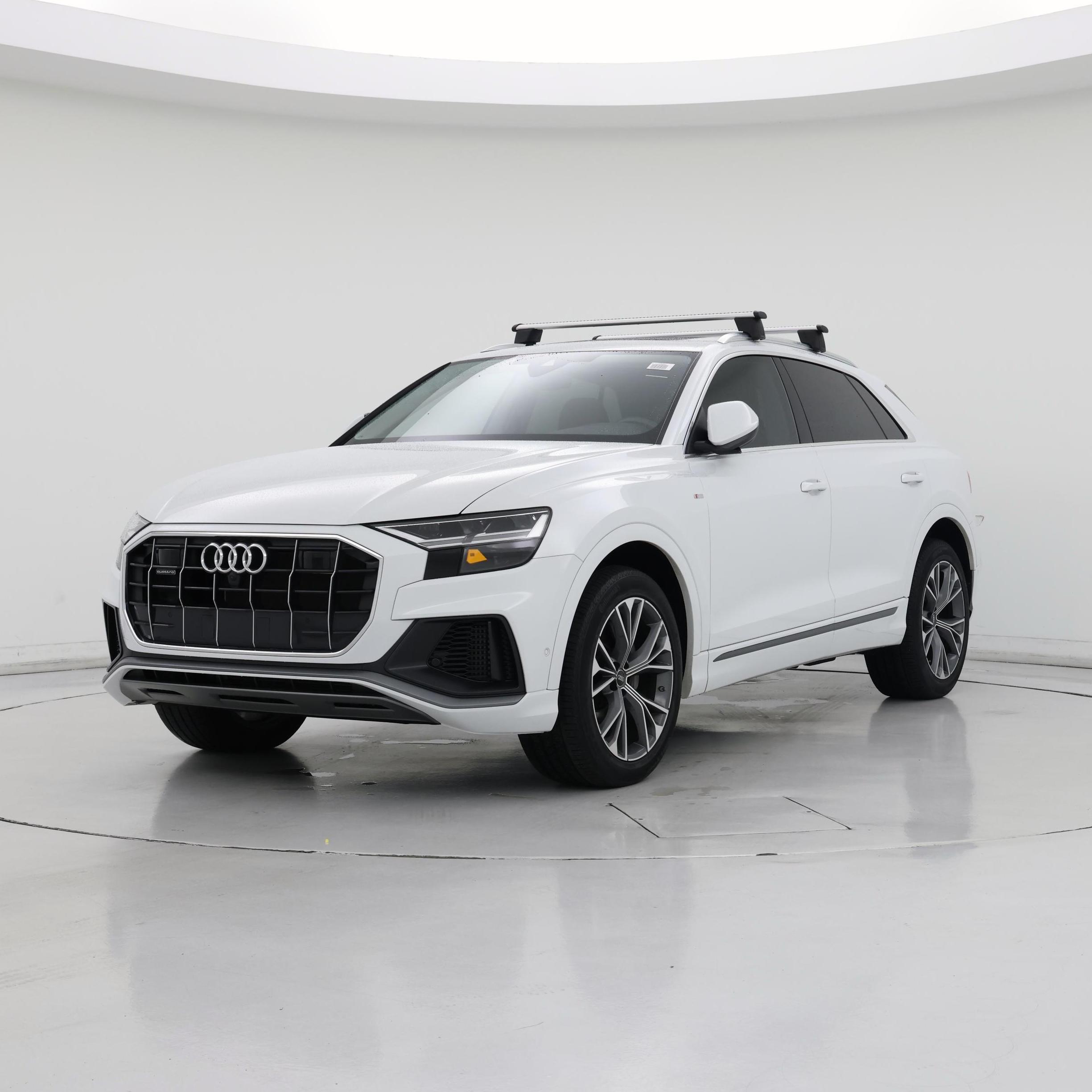 Thumbnail: 2022 Audi Q8 - 4