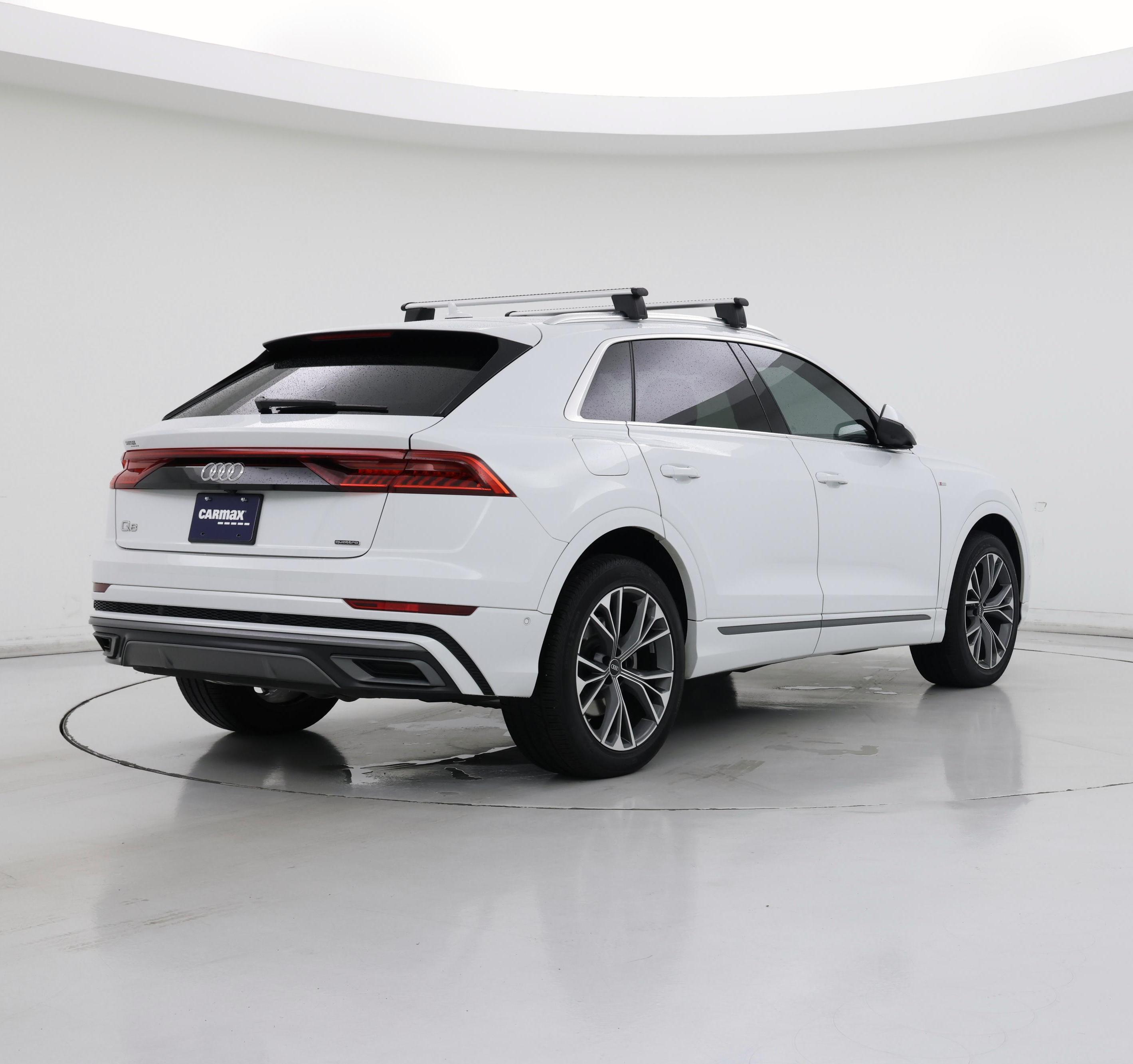 Thumbnail: 2022 Audi Q8 - 8