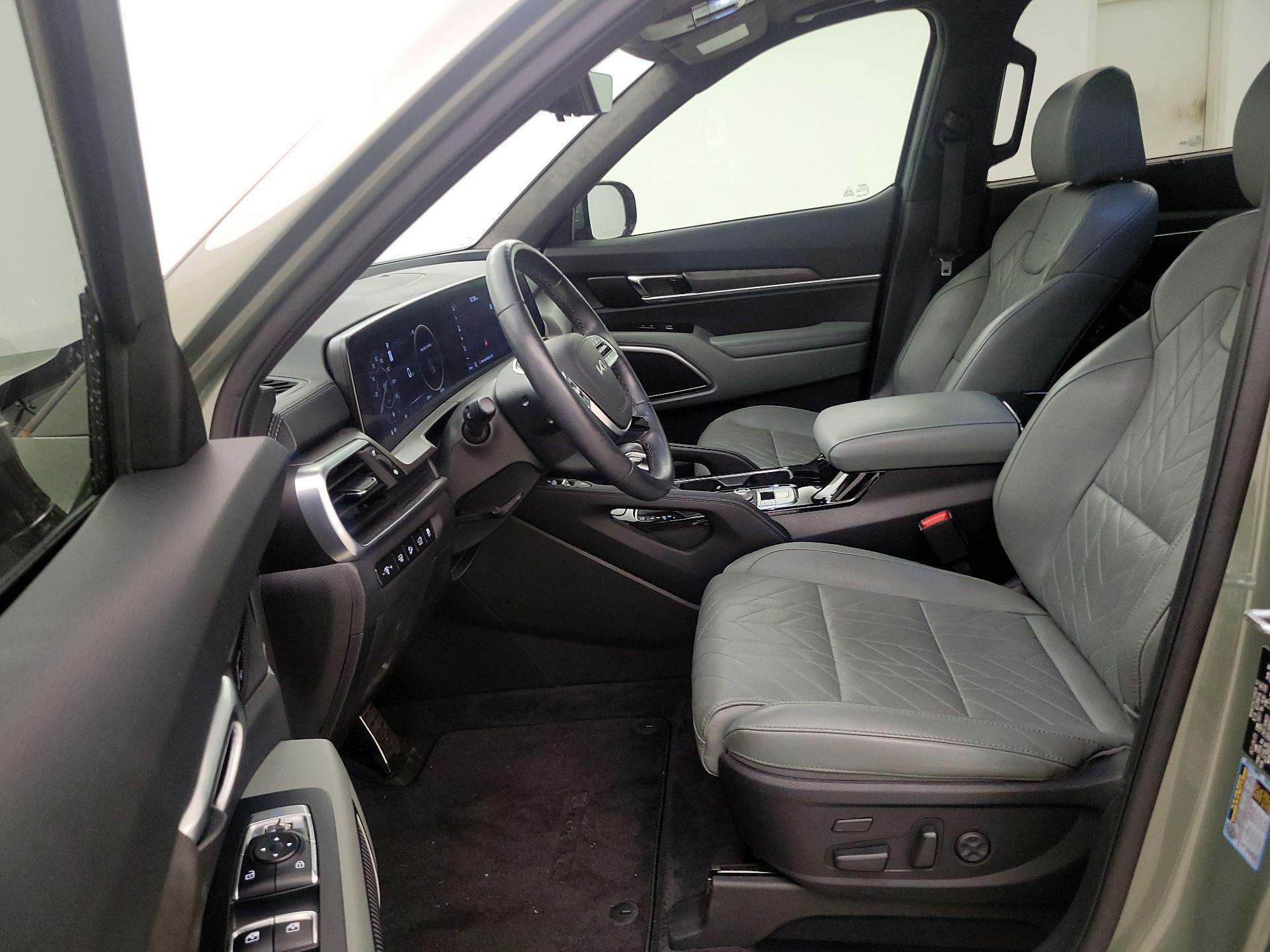 Thumbnail: 2024 Kia Telluride - 11