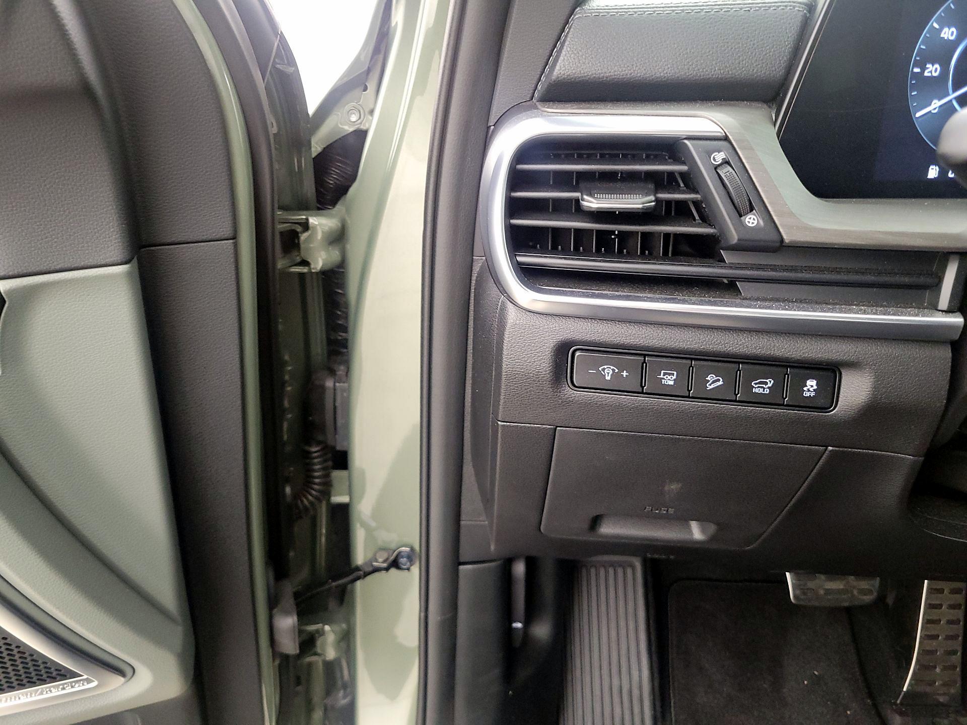 Thumbnail: 2024 Kia Telluride - 13